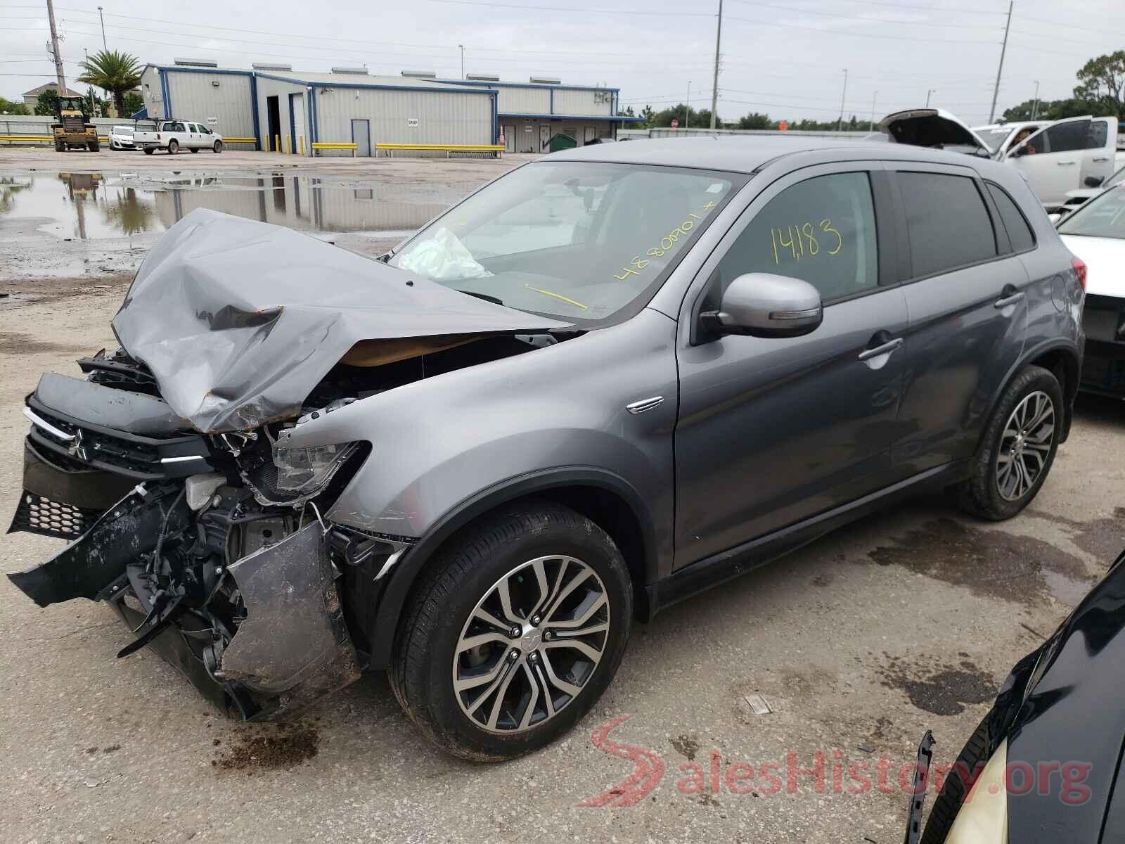 JA4AP3AUXJU023745 2018 MITSUBISHI OUTLANDER