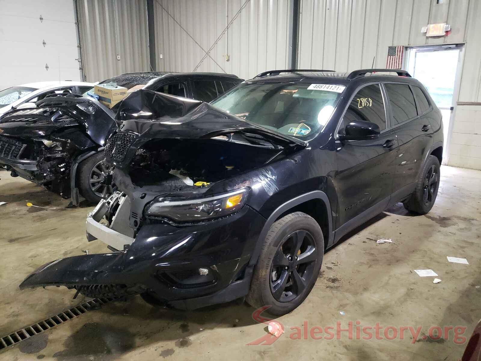 1C4PJMLB2KD368563 2019 JEEP CHEROKEE