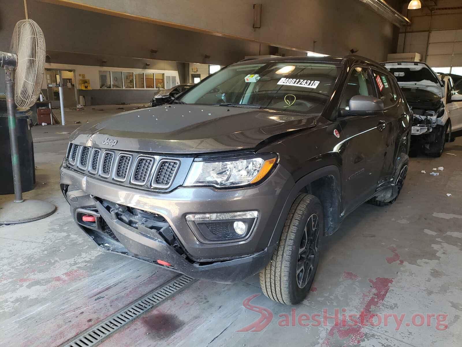 3C4NJDDB9KT733398 2019 JEEP COMPASS