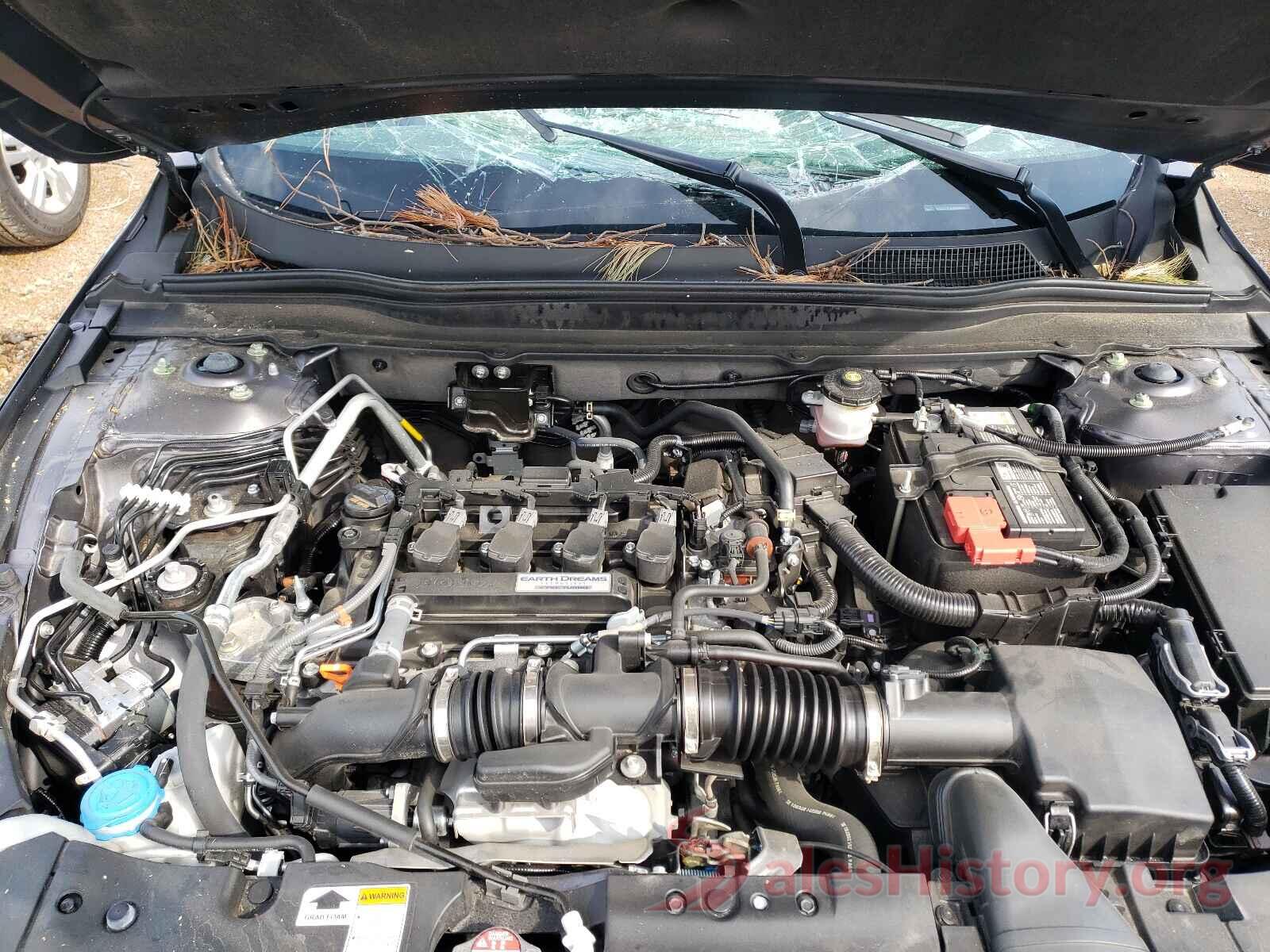 1HGCV1F10JA216044 2018 HONDA ACCORD