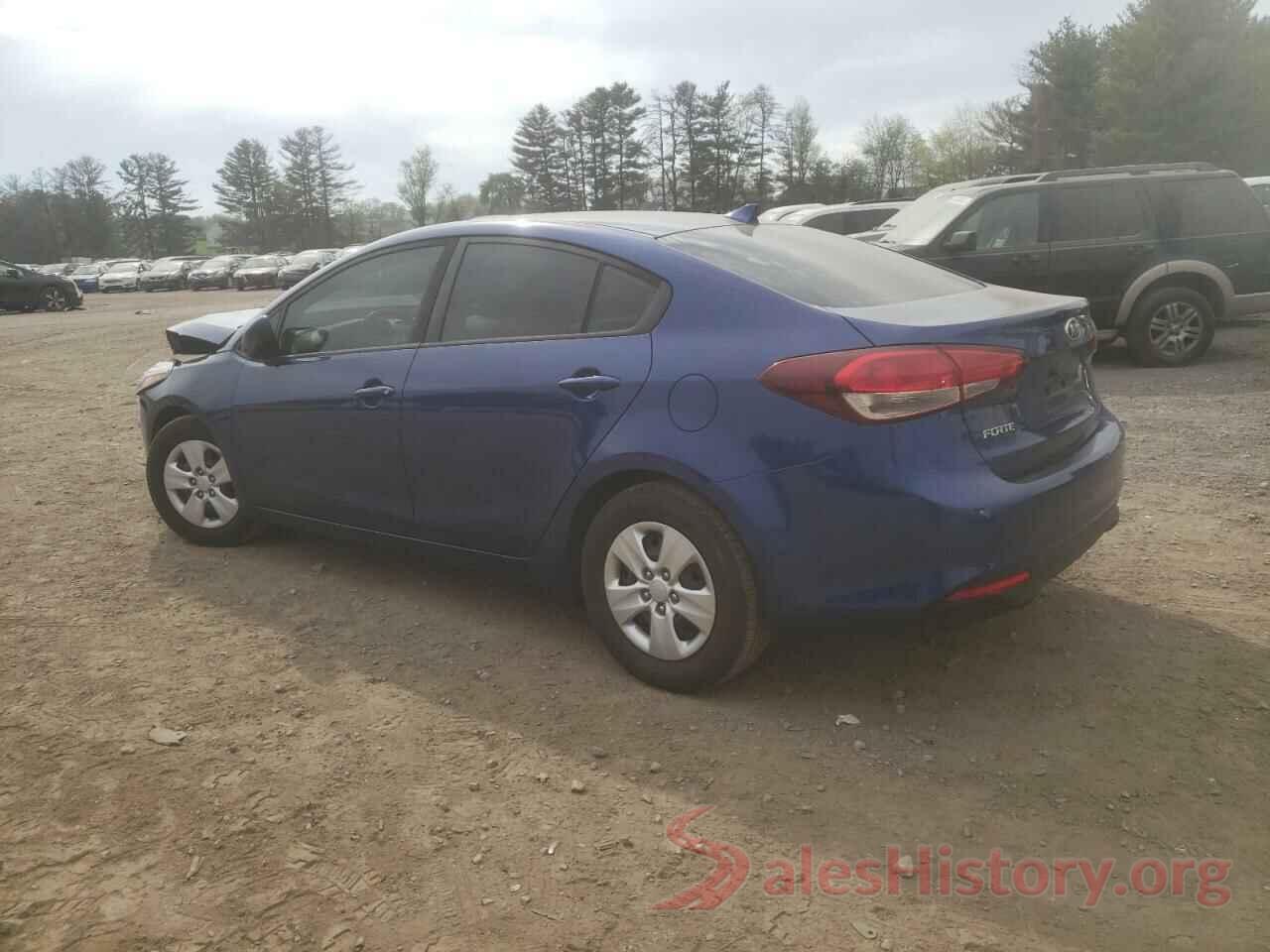 3KPFK4A7XHE152877 2017 KIA FORTE