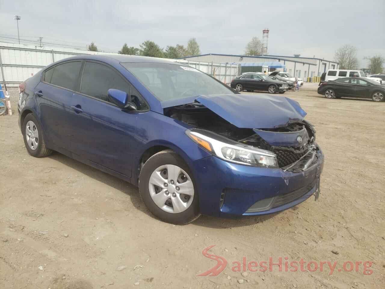 3KPFK4A7XHE152877 2017 KIA FORTE