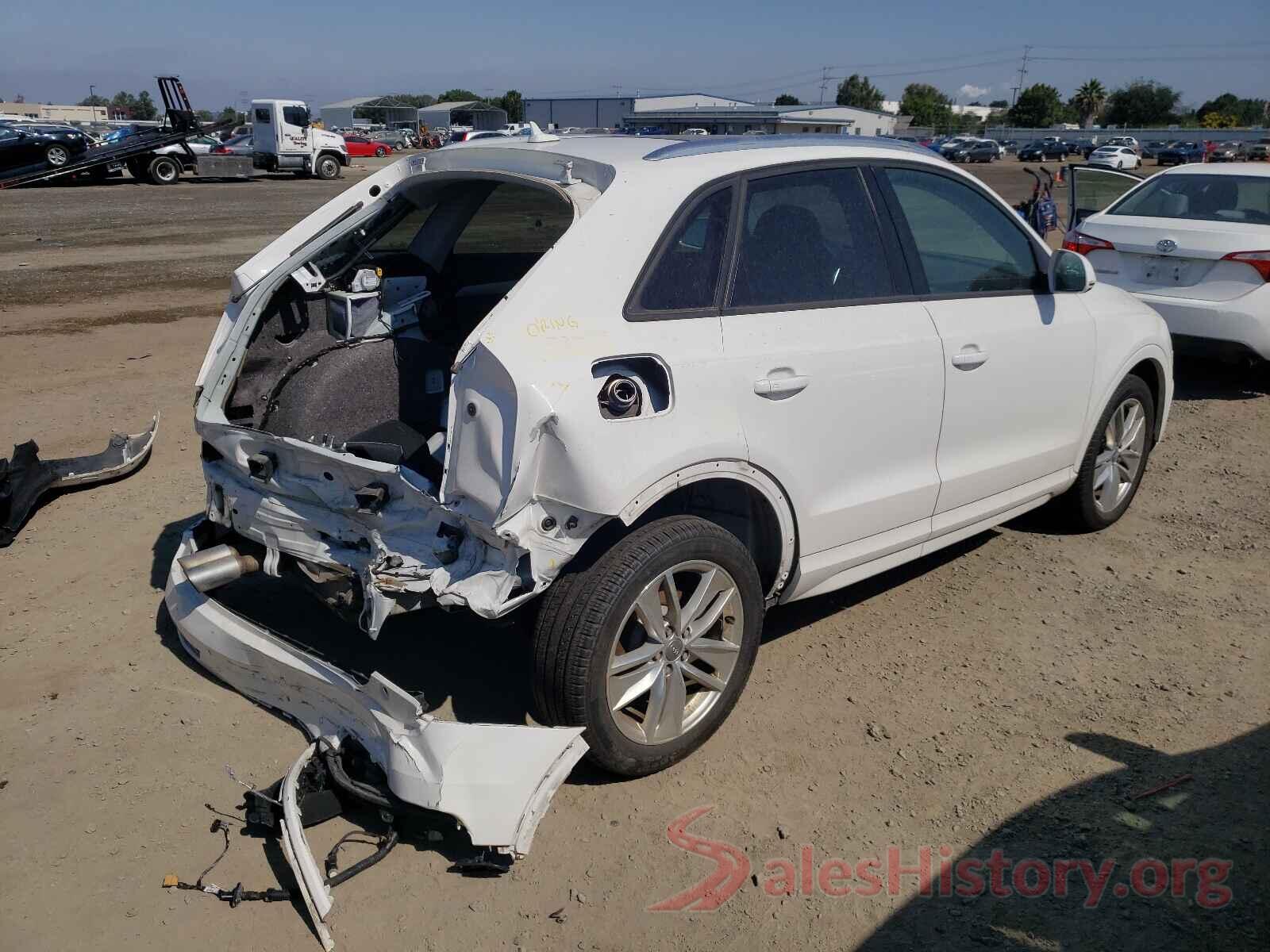 WA1ECCFSXHR013296 2017 AUDI Q3