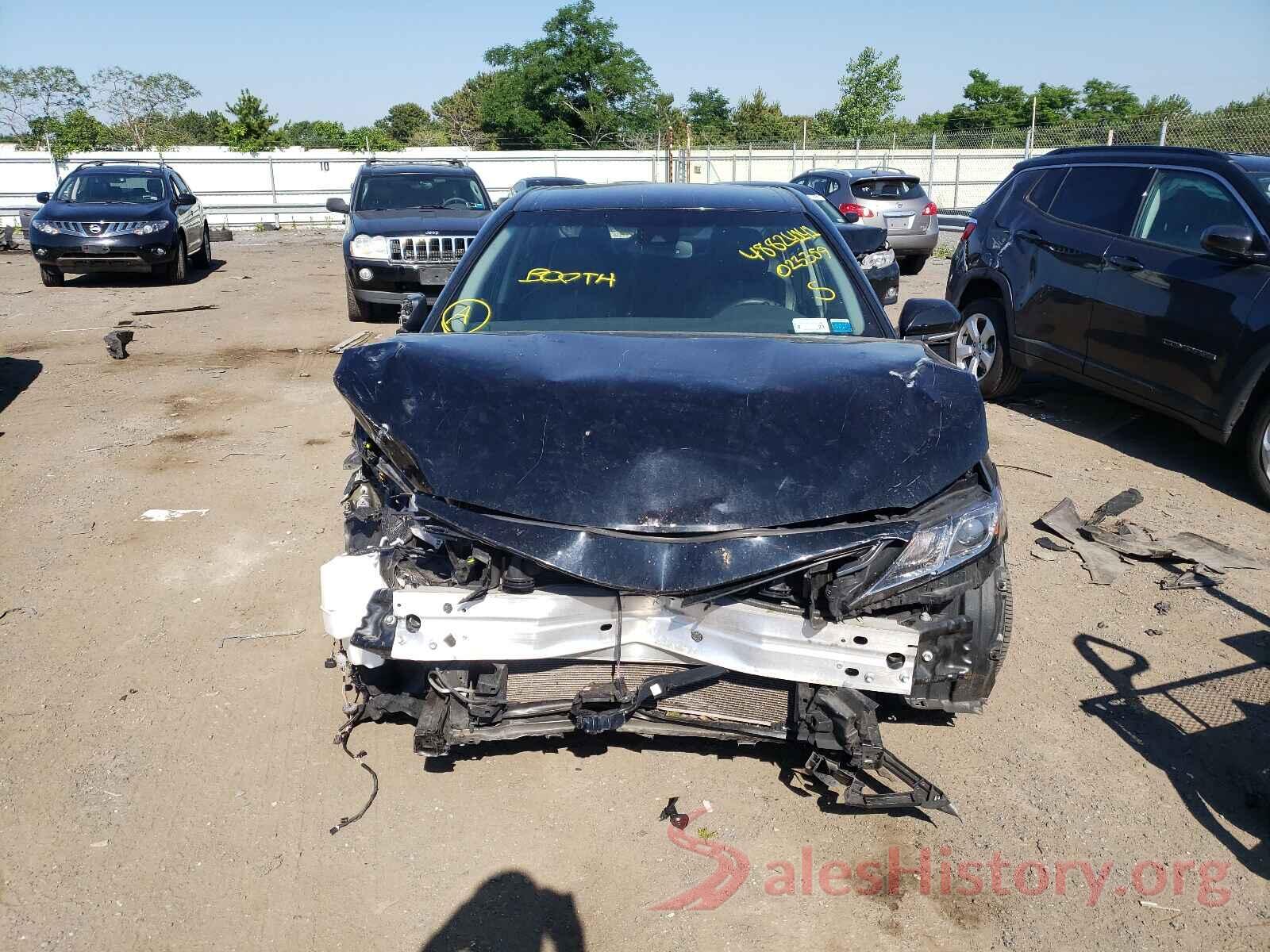 JTNB11HK8J3023359 2018 TOYOTA CAMRY