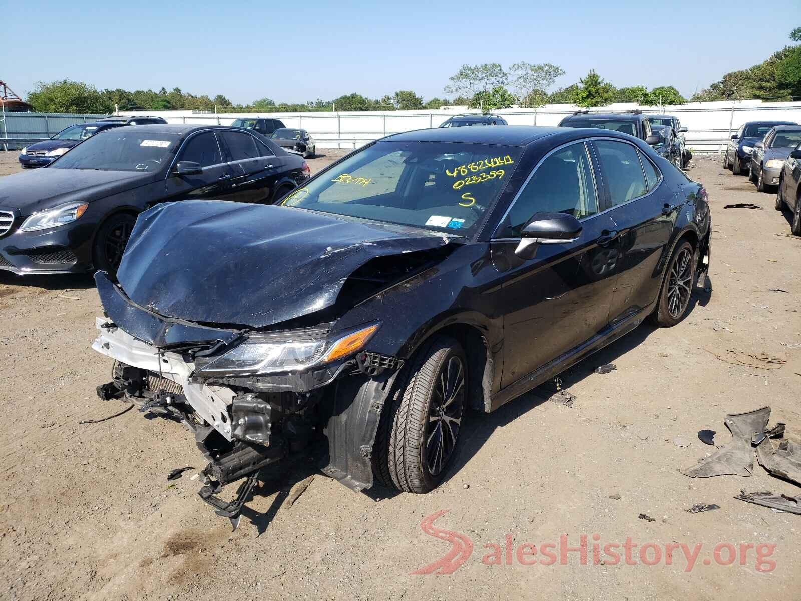 JTNB11HK8J3023359 2018 TOYOTA CAMRY