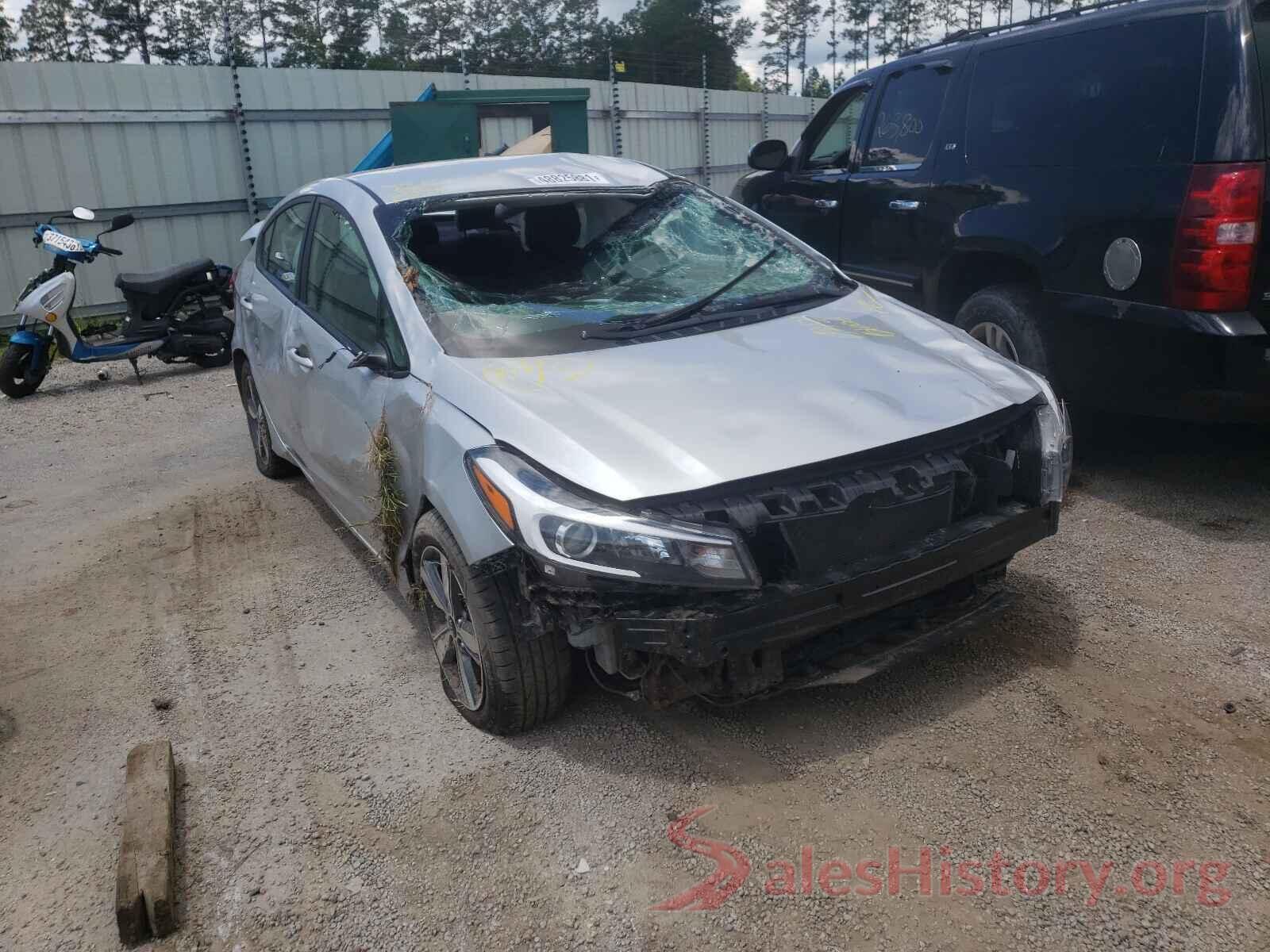 3KPFL4A75JE196112 2018 KIA FORTE