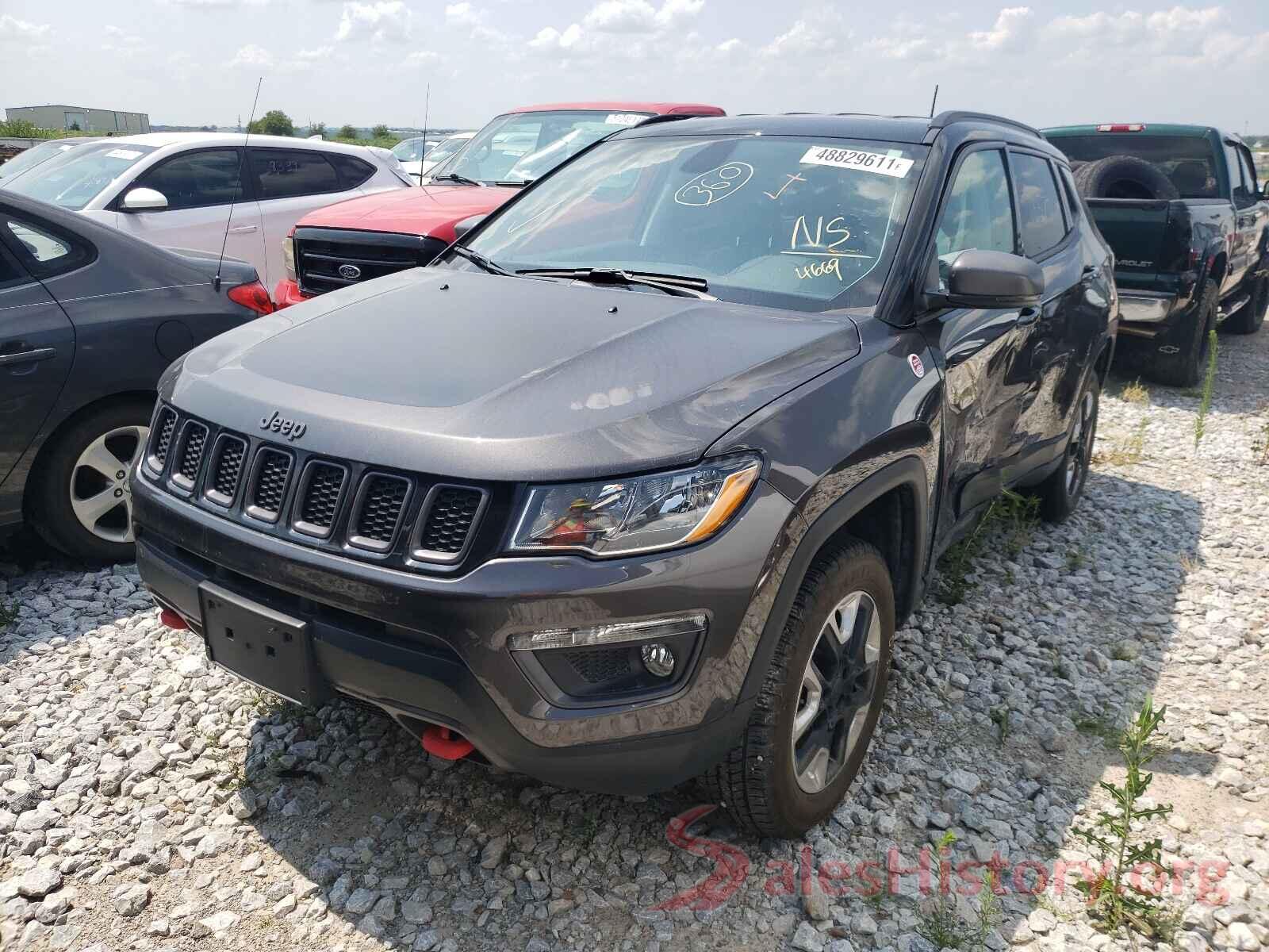 3C4NJDDB8JT234669 2018 JEEP COMPASS