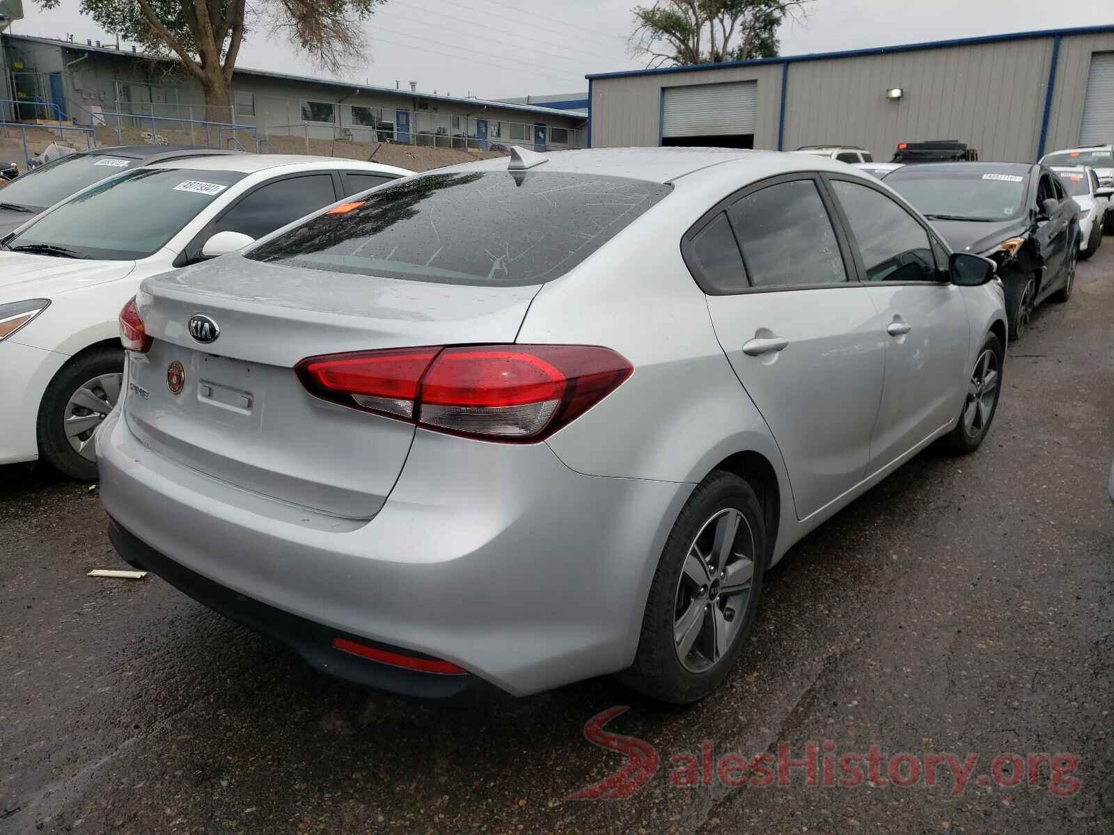 3KPFL4A72JE240700 2018 KIA FORTE