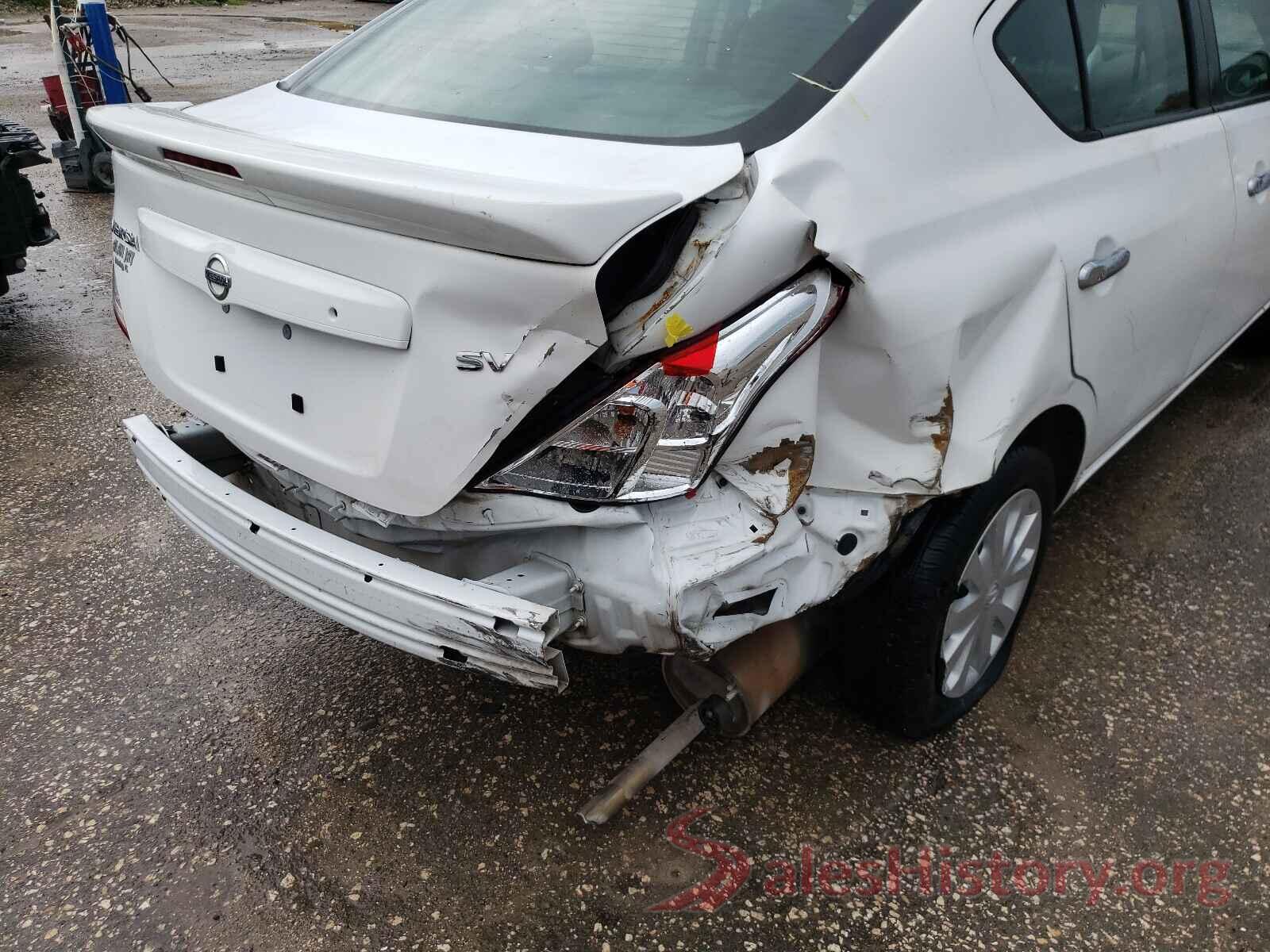 3N1CN7AP2HL844125 2017 NISSAN VERSA