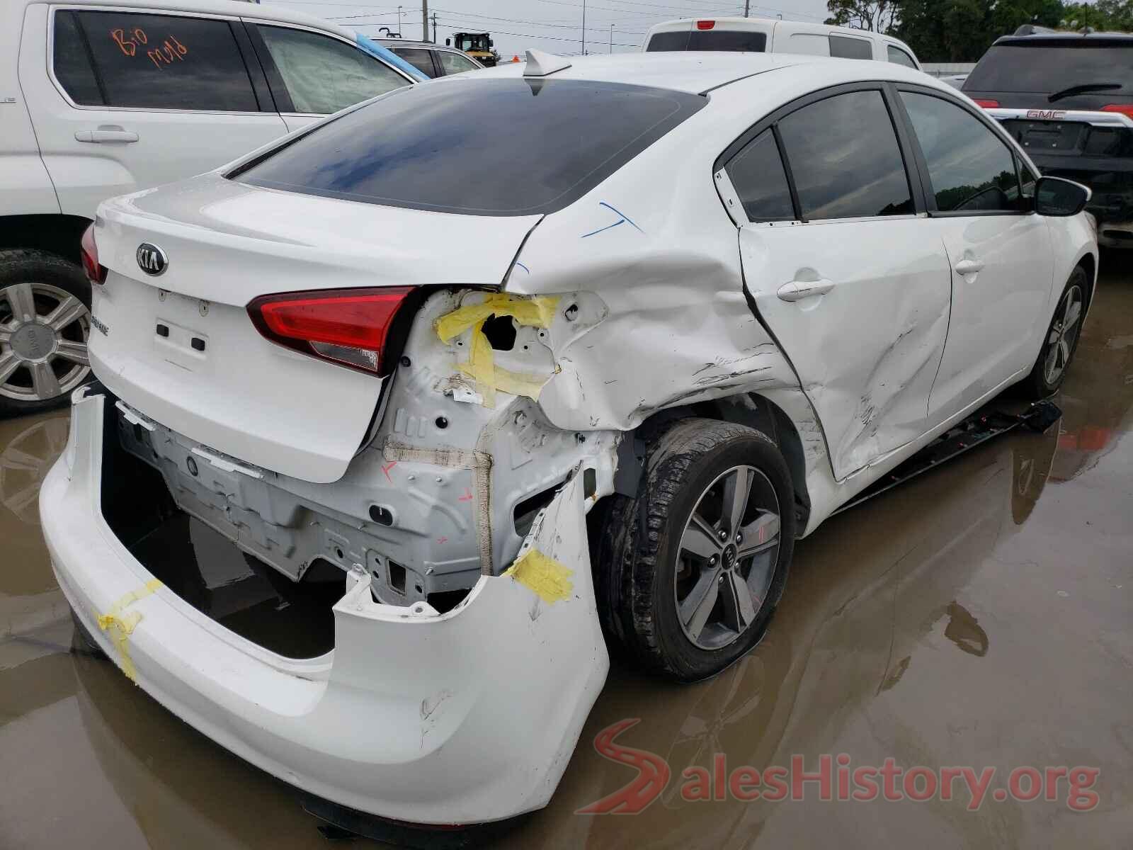 3KPFL4A72JE173063 2018 KIA FORTE