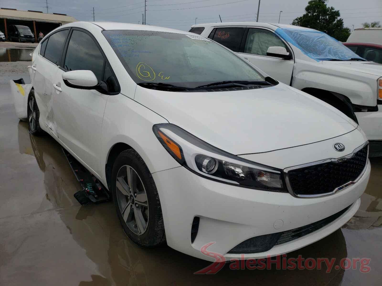 3KPFL4A72JE173063 2018 KIA FORTE