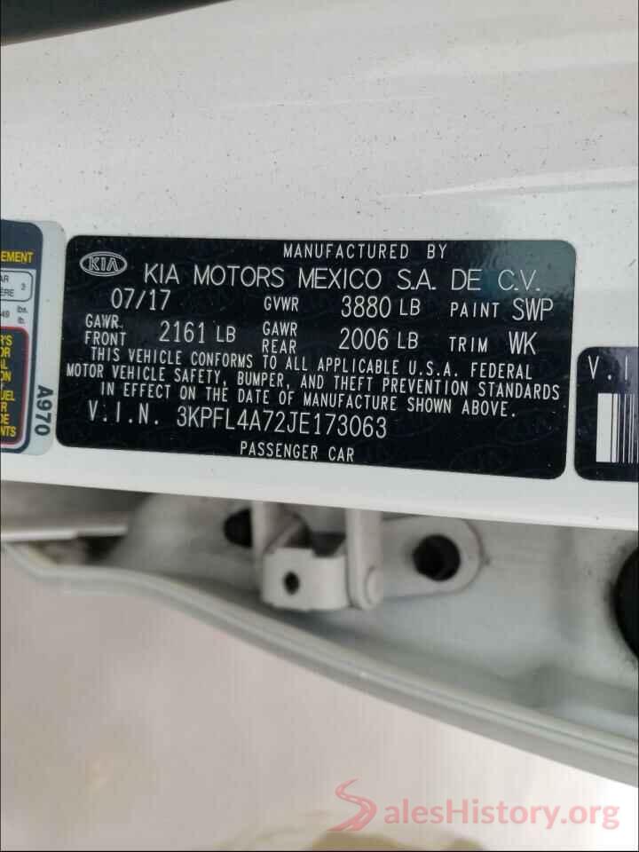 3KPFL4A72JE173063 2018 KIA FORTE