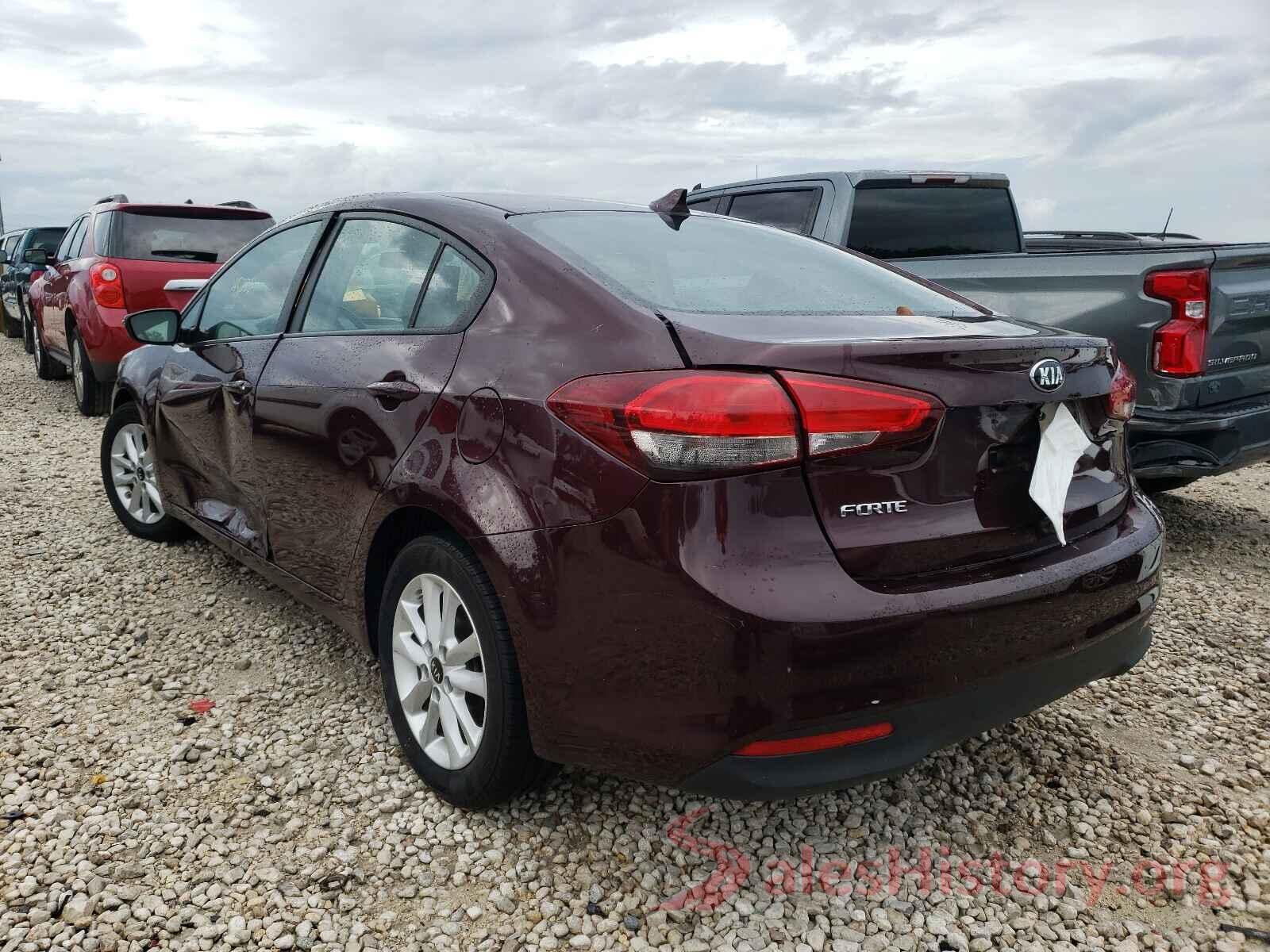 3KPFL4A7XHE116863 2017 KIA FORTE