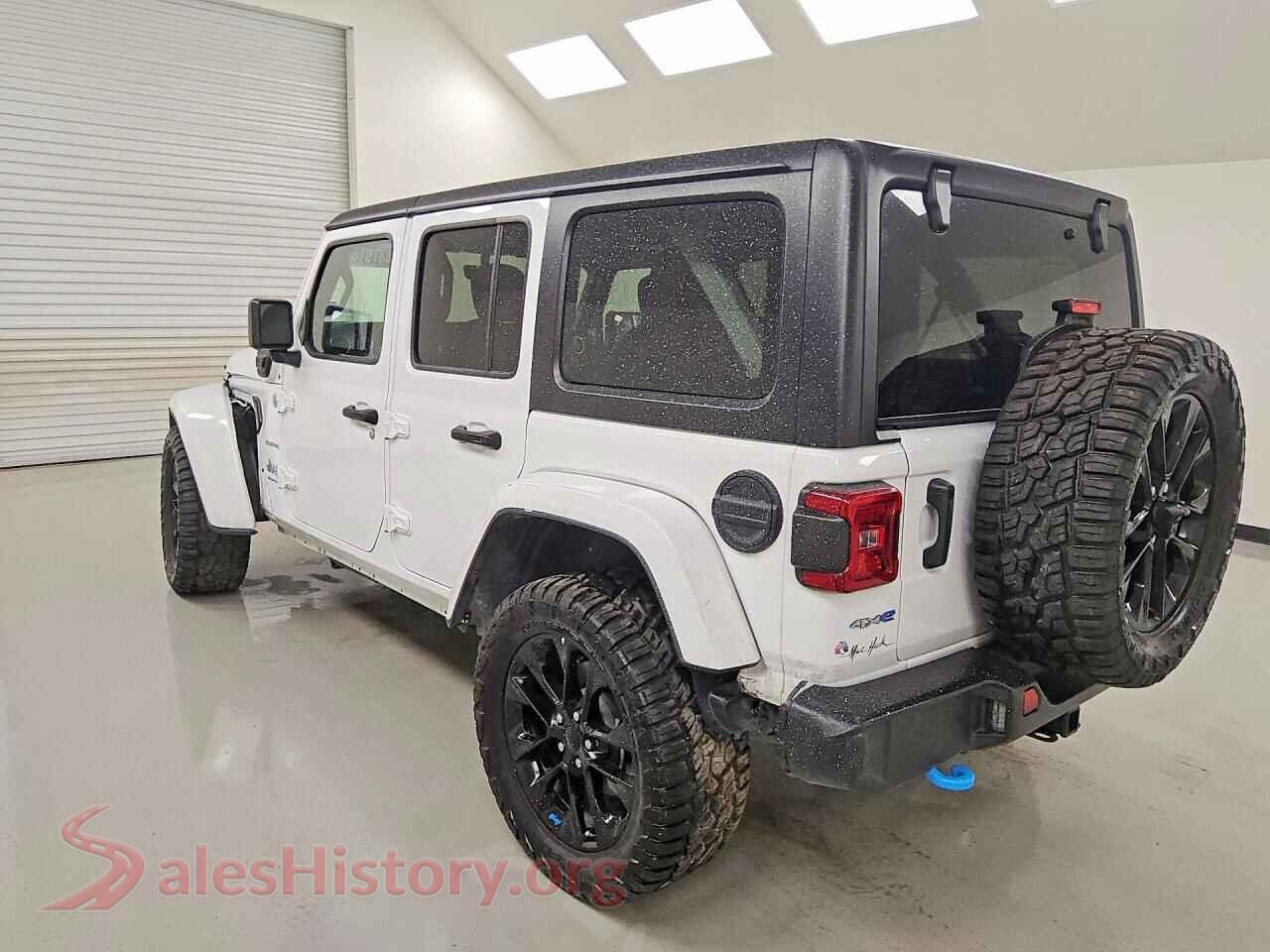 2023 JEEP WRANGLER VIN 1C4JJXP66PW703663, front view