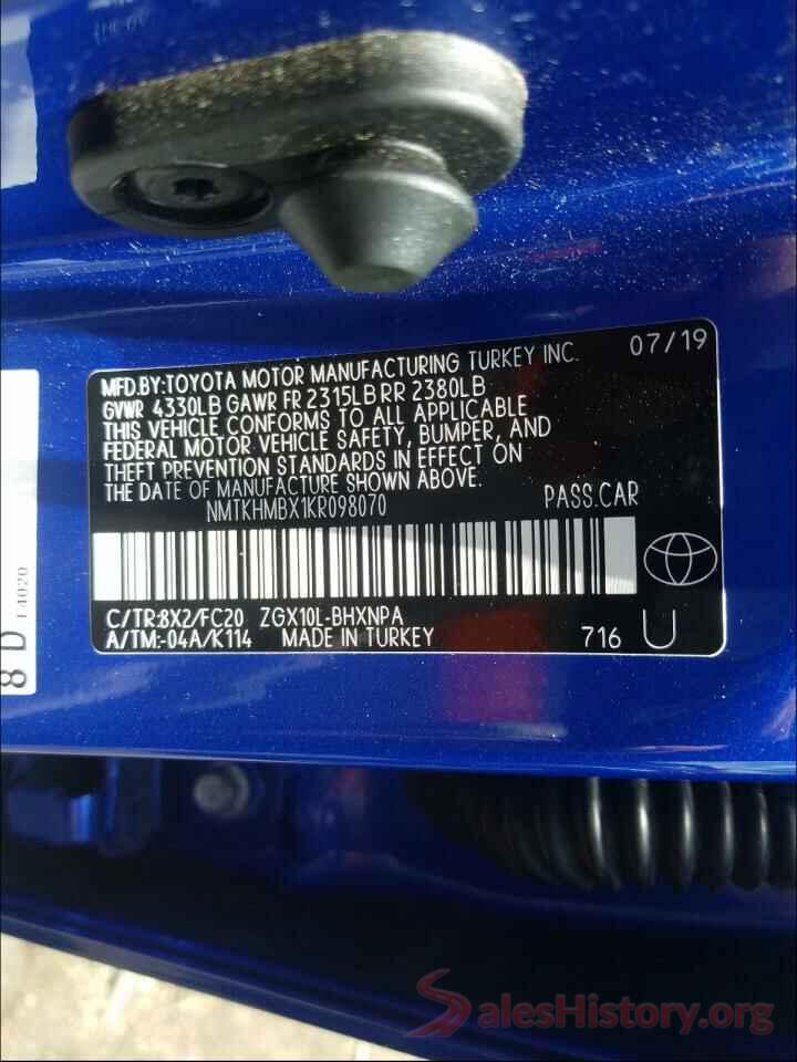 NMTKHMBX1KR098070 2019 TOYOTA C-HR