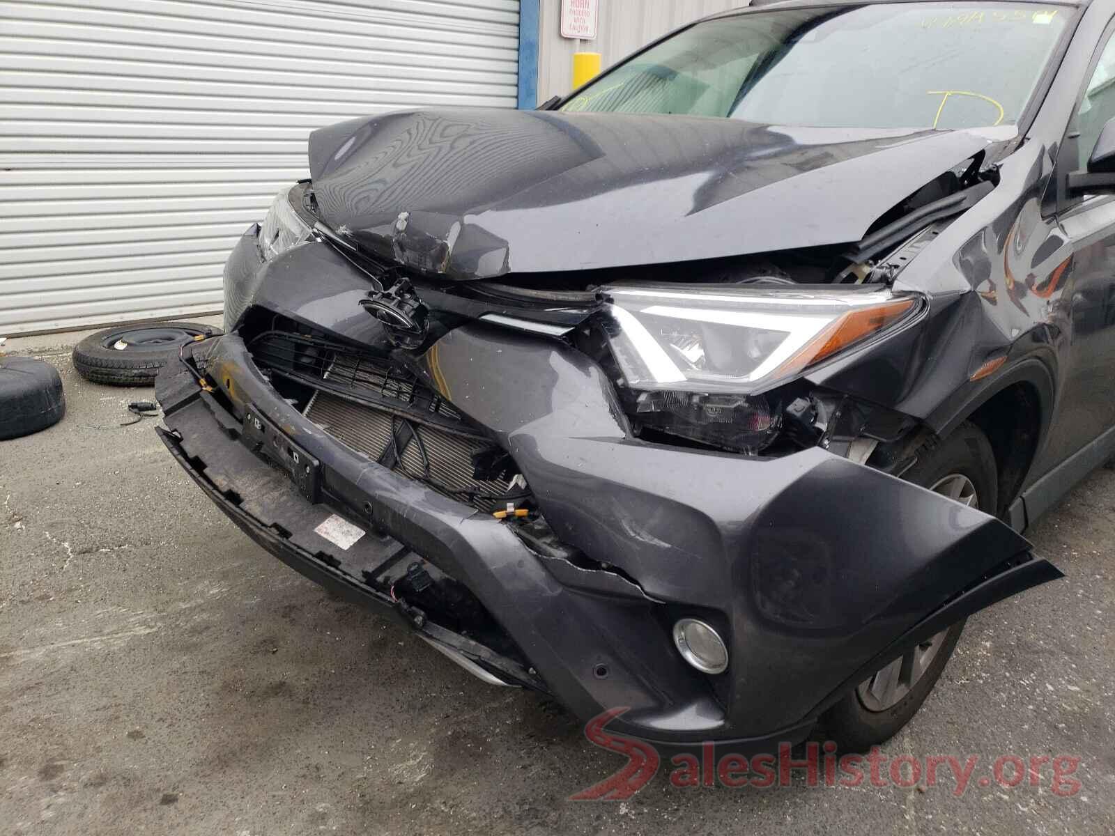 2T3DFREV3GW495518 2016 TOYOTA RAV4