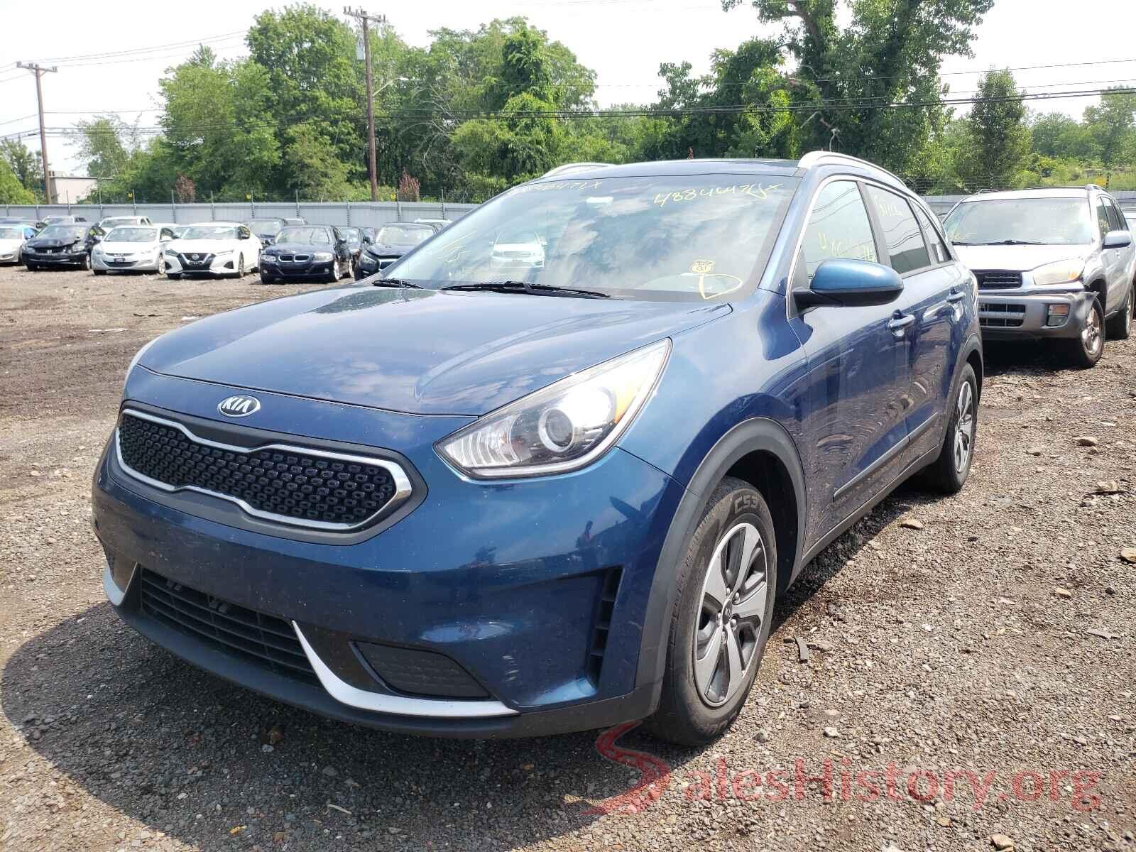 KNDCB3LC7H5066977 2017 KIA NIRO