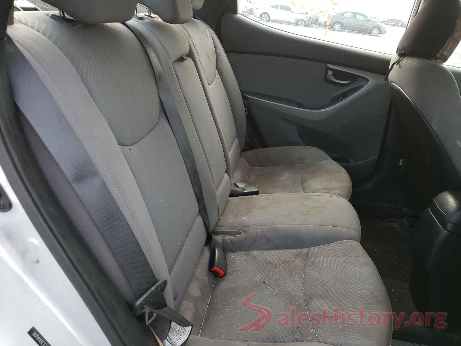 5NPDH4AE1GH738091 2016 HYUNDAI ELANTRA