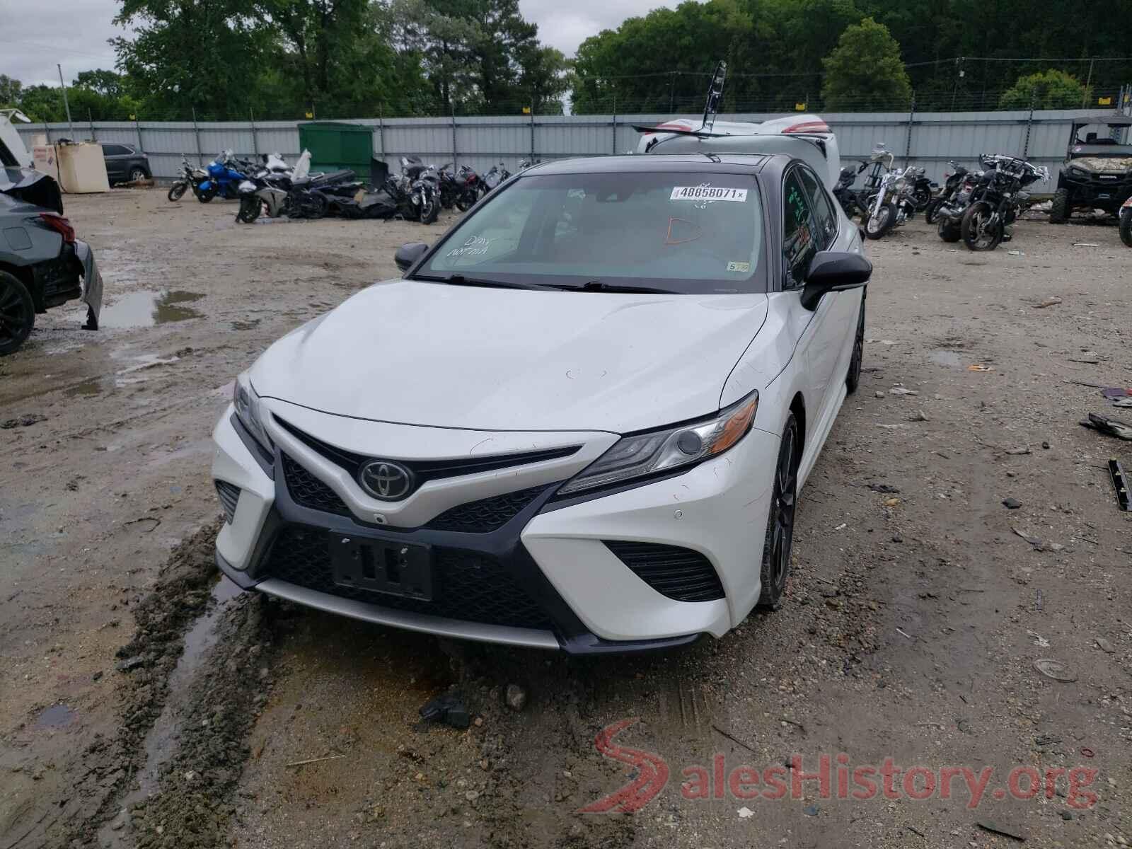 4T1B61HK2JU079468 2018 TOYOTA CAMRY