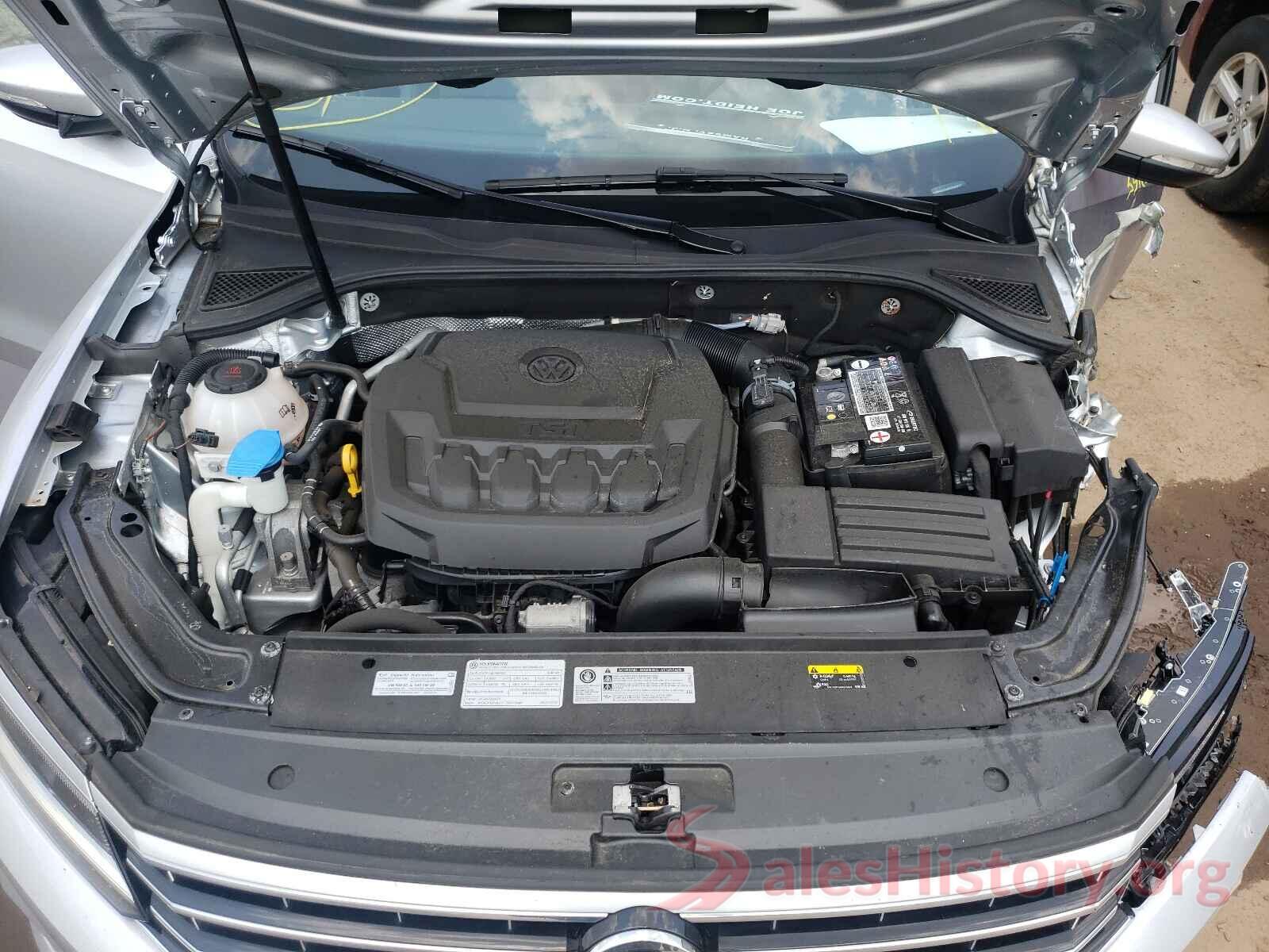 1VWBA7A33JC042828 2018 VOLKSWAGEN PASSAT