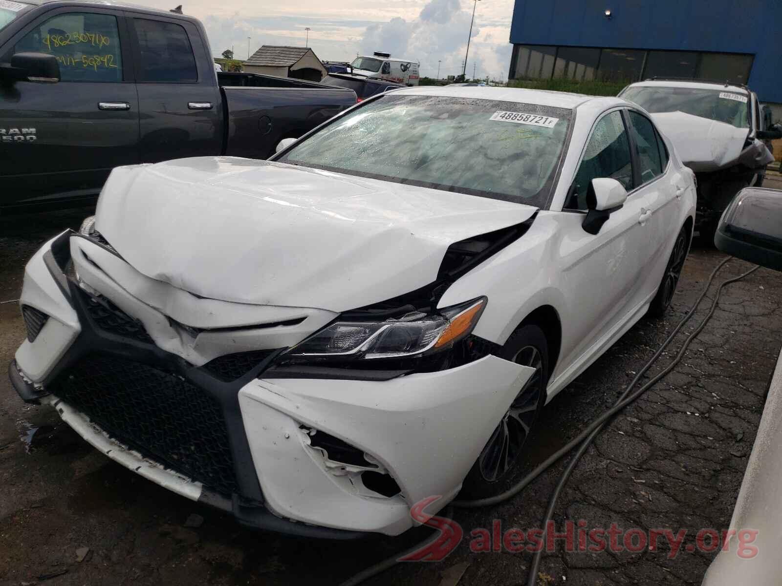 4T1B11HKXJU052713 2018 TOYOTA CAMRY