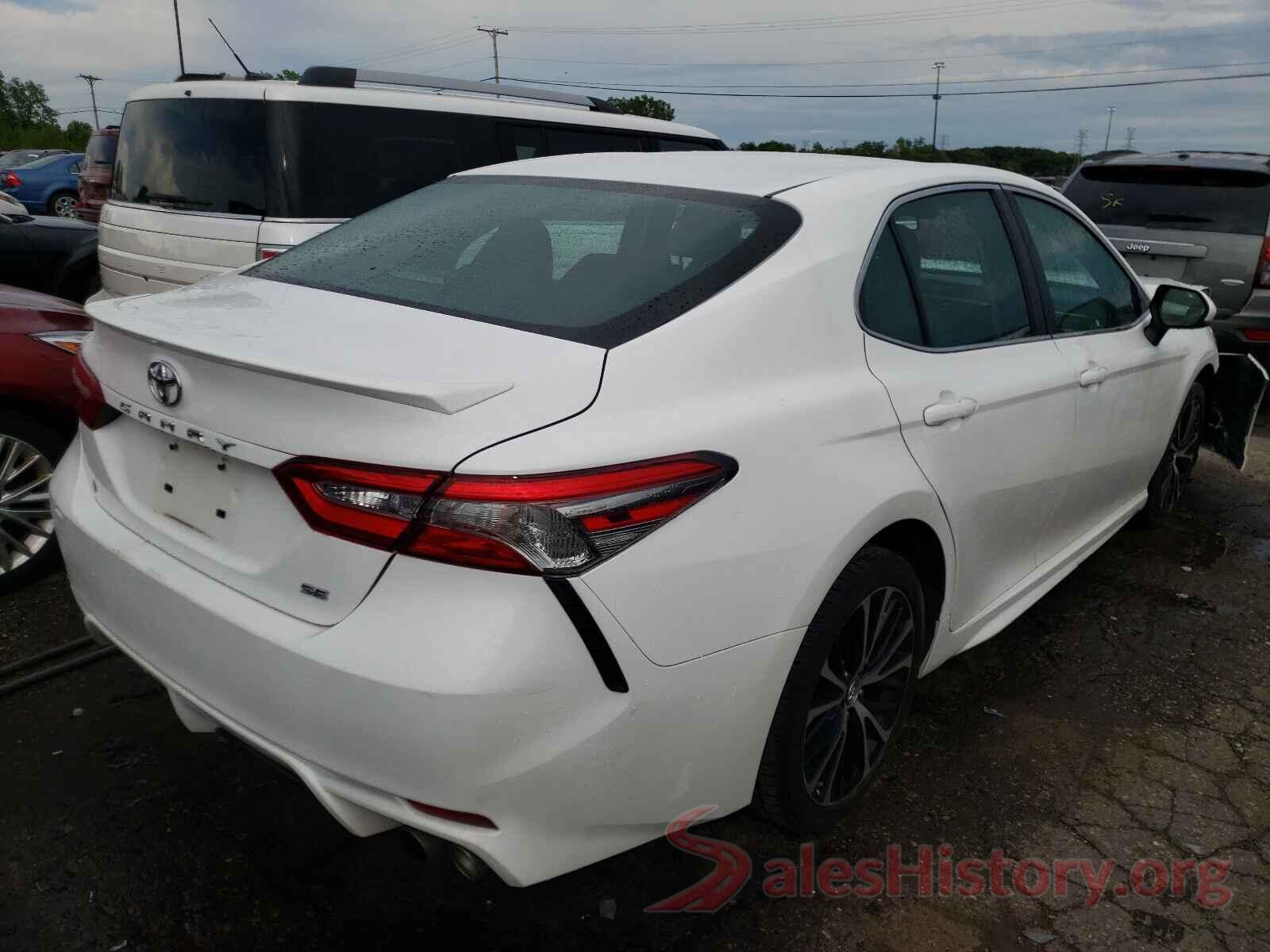 4T1B11HKXJU052713 2018 TOYOTA CAMRY