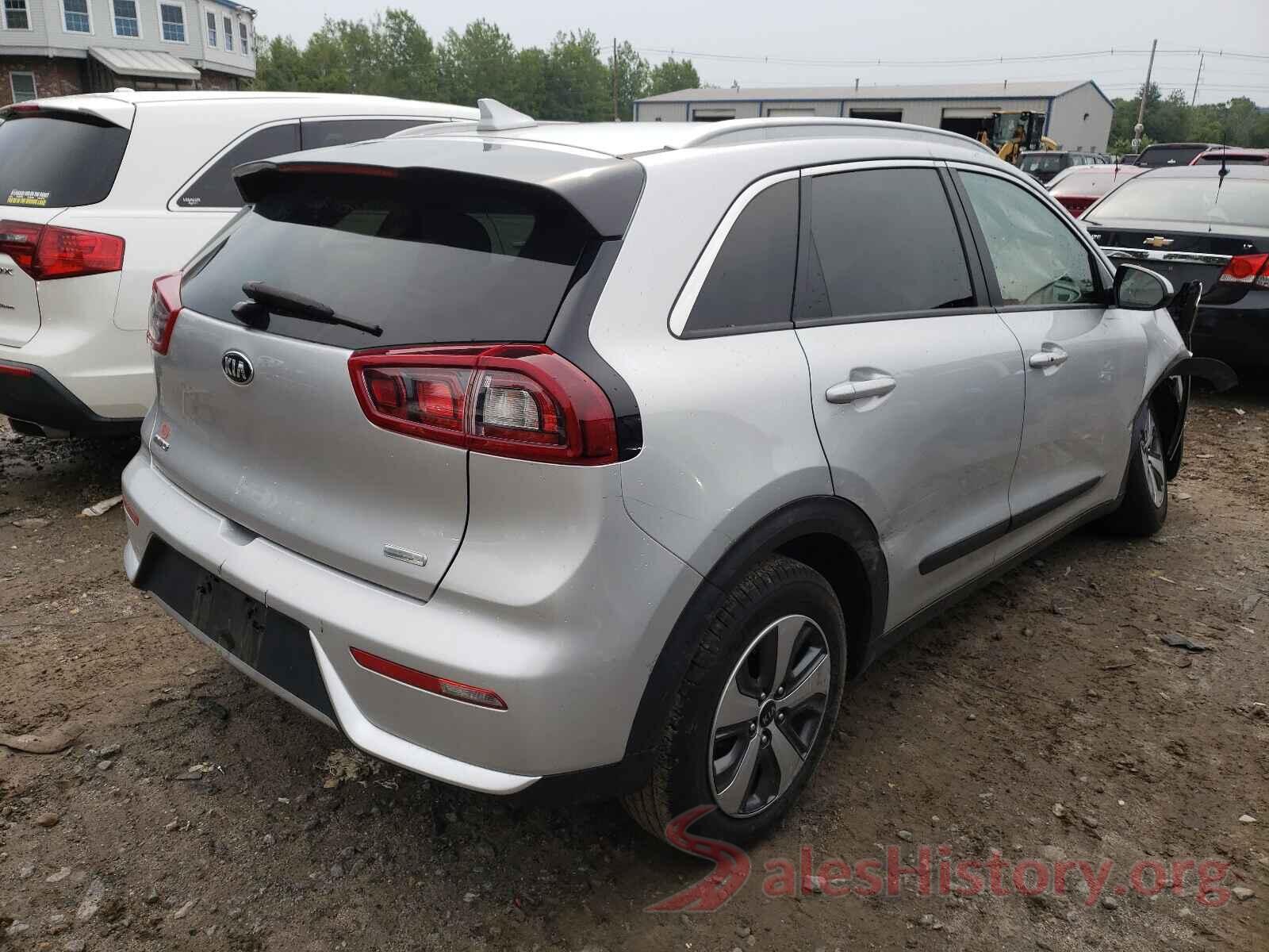 KNDCB3LC8K5292078 2019 KIA NIRO