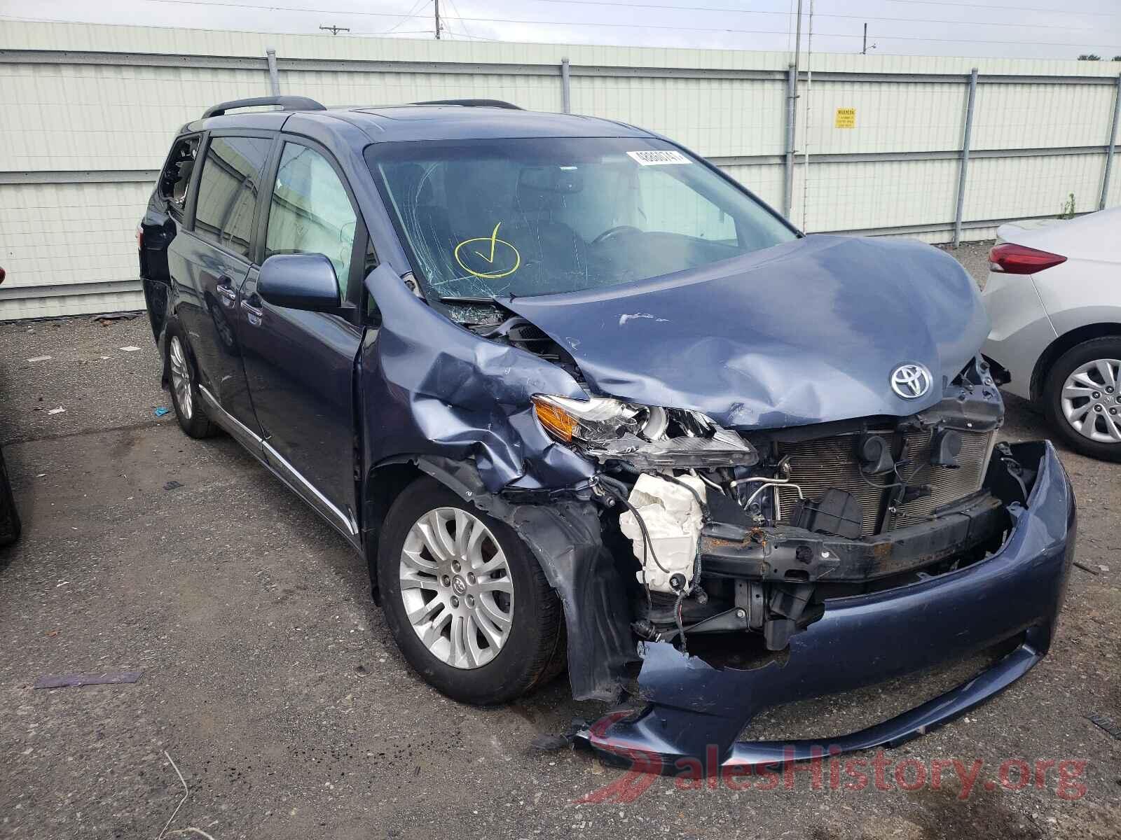 5TDYK3DC9GS713747 2016 TOYOTA SIENNA