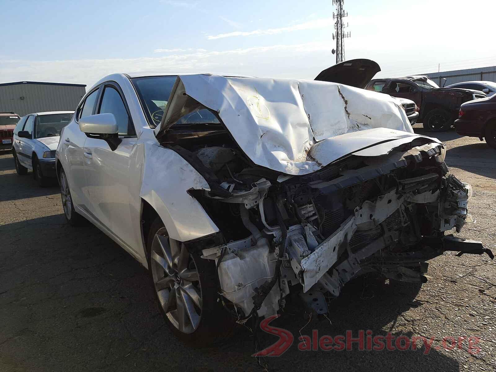 JM1BN1M3XH1108572 2017 MAZDA 3