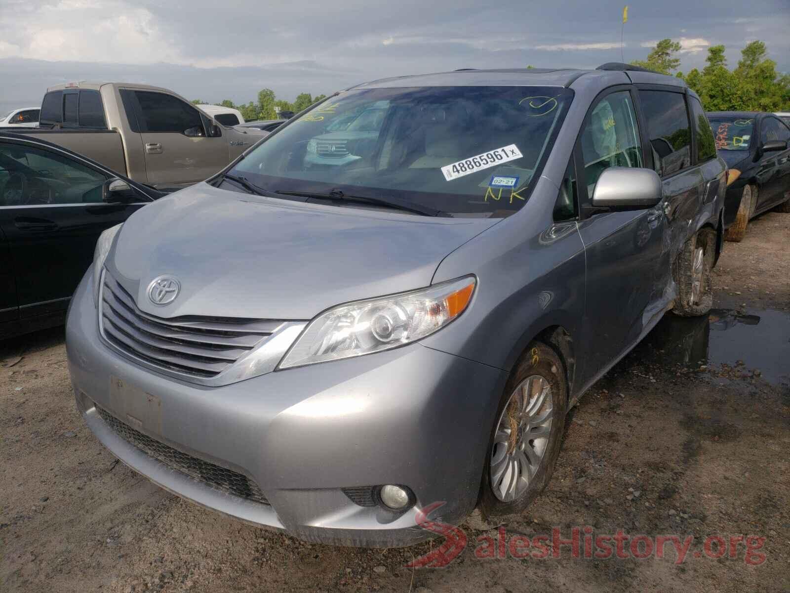 5TDYZ3DC4HS812649 2017 TOYOTA SIENNA