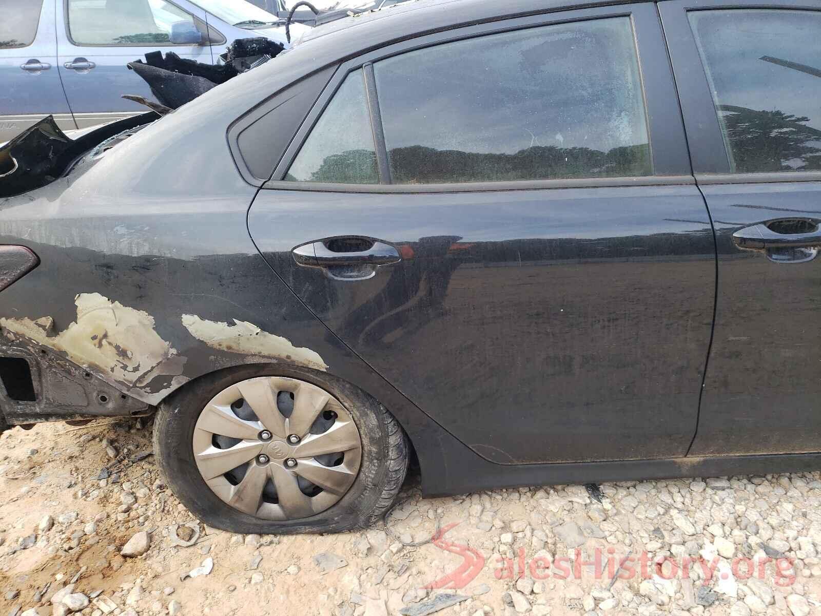 3KPA24AB9JE125562 2018 KIA RIO