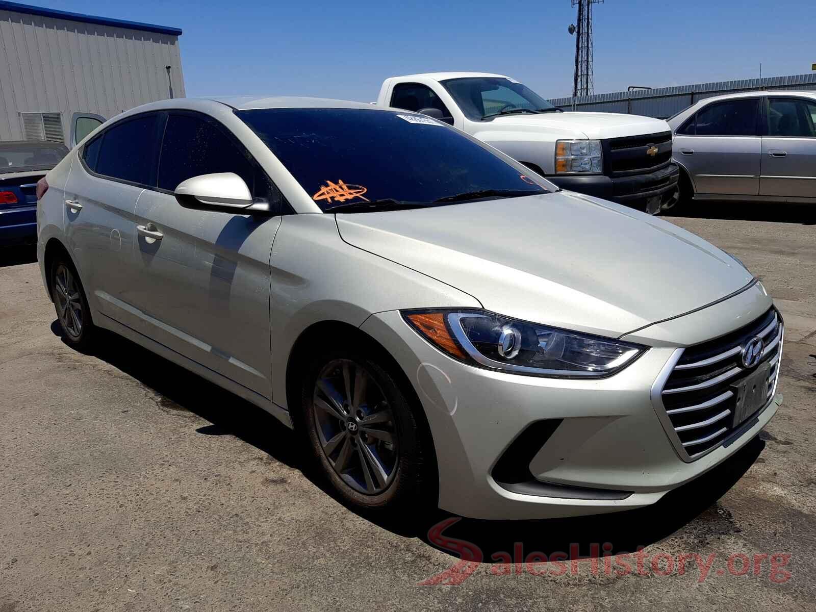 5NPD84LF2JH328638 2018 HYUNDAI ELANTRA