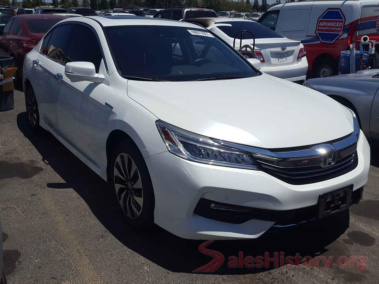 JHMCR6F76HC012589 2017 HONDA ACCORD