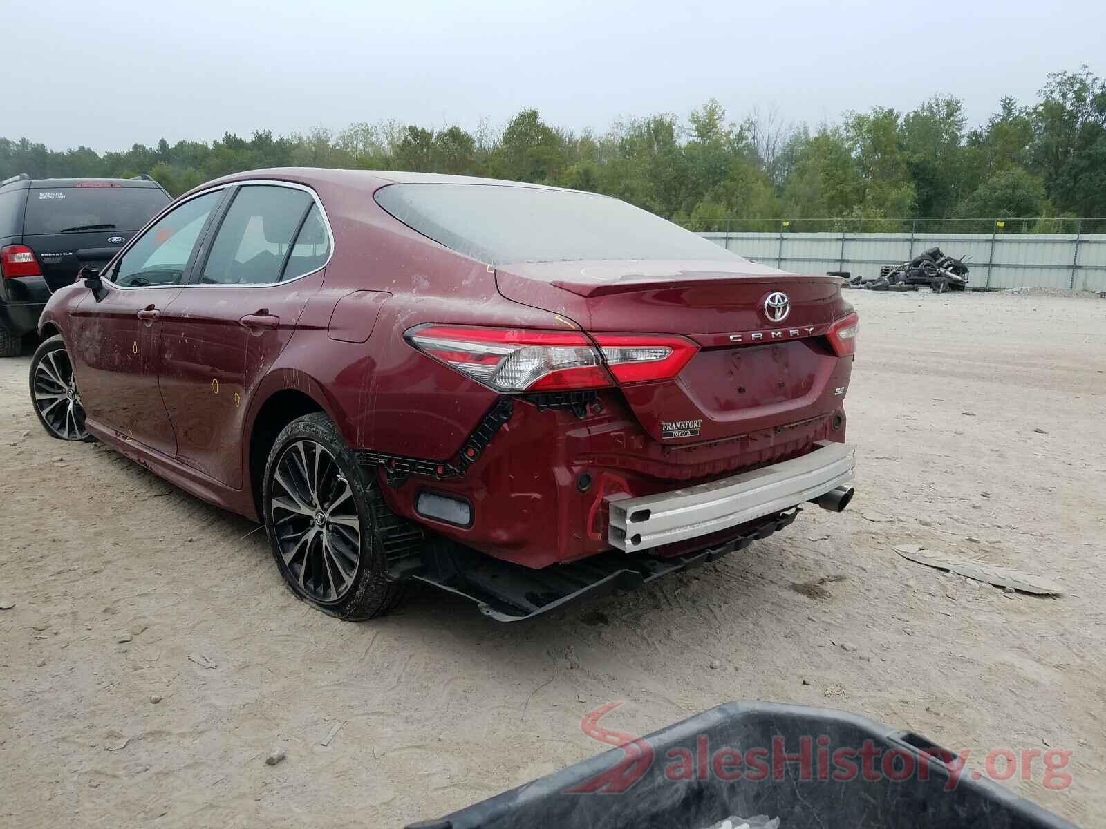 4T1B11HK9JU541586 2018 TOYOTA CAMRY