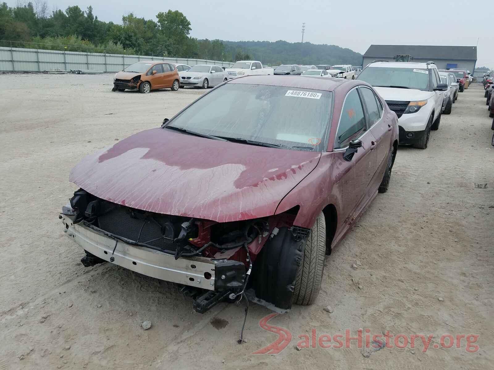 4T1B11HK9JU541586 2018 TOYOTA CAMRY