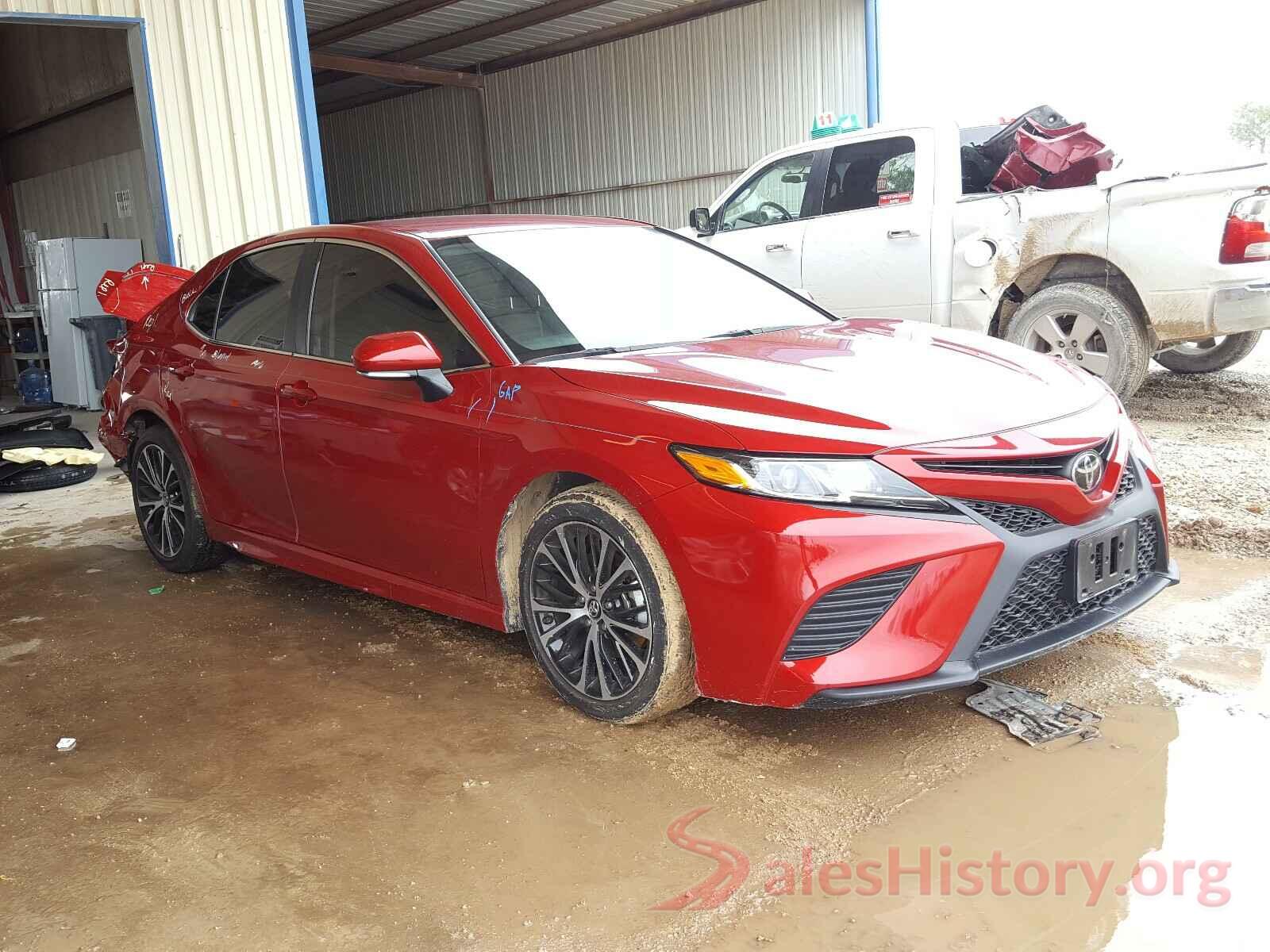 4T1B11HK1KU212379 2019 TOYOTA CAMRY