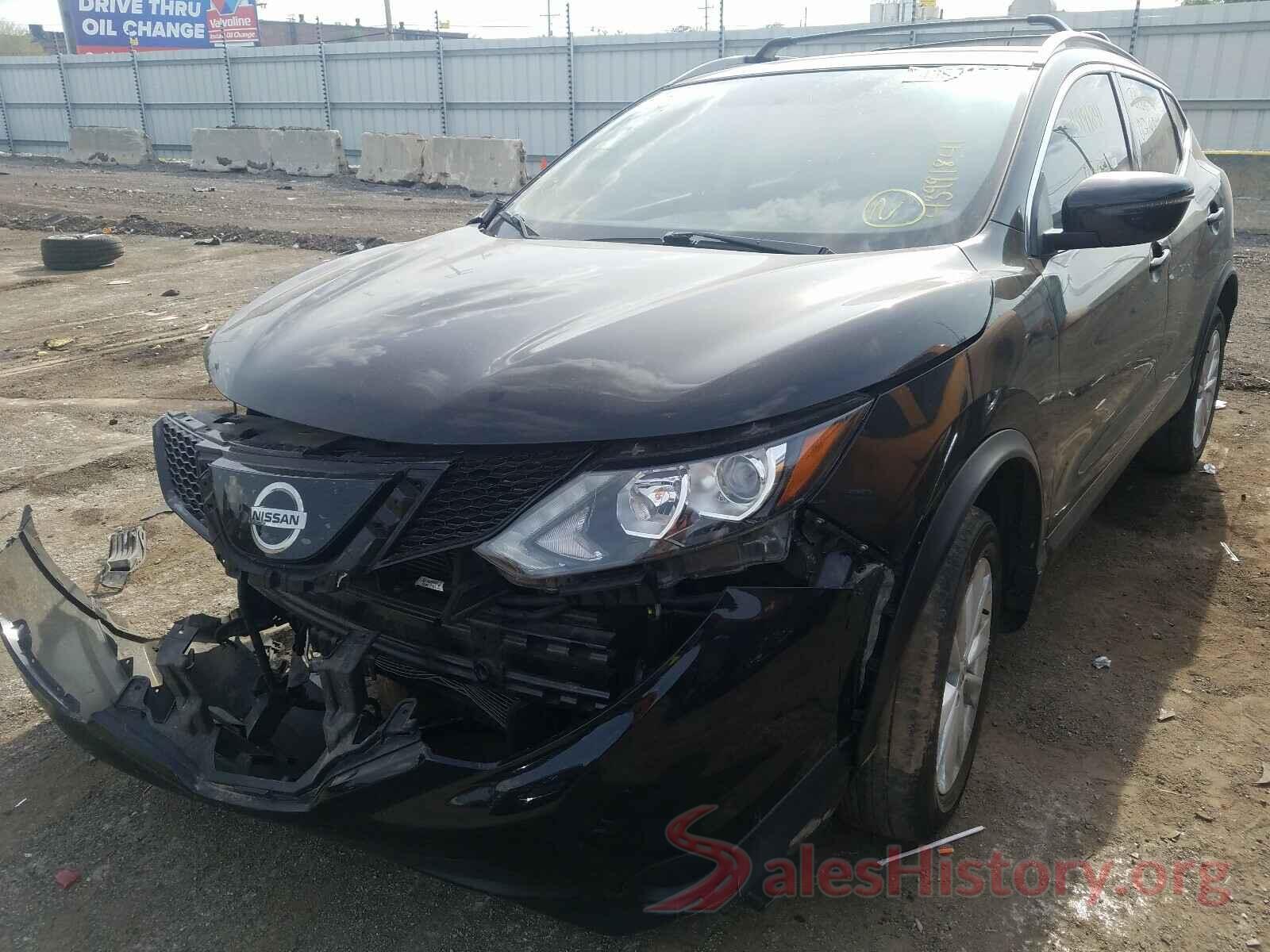 JN1BJ1CR0JW287623 2018 NISSAN ROGUE