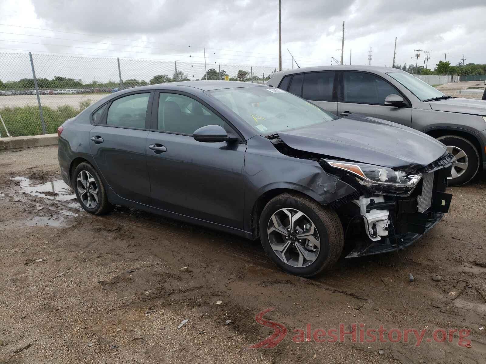 3KPF24AD1ME303413 2021 KIA FORTE