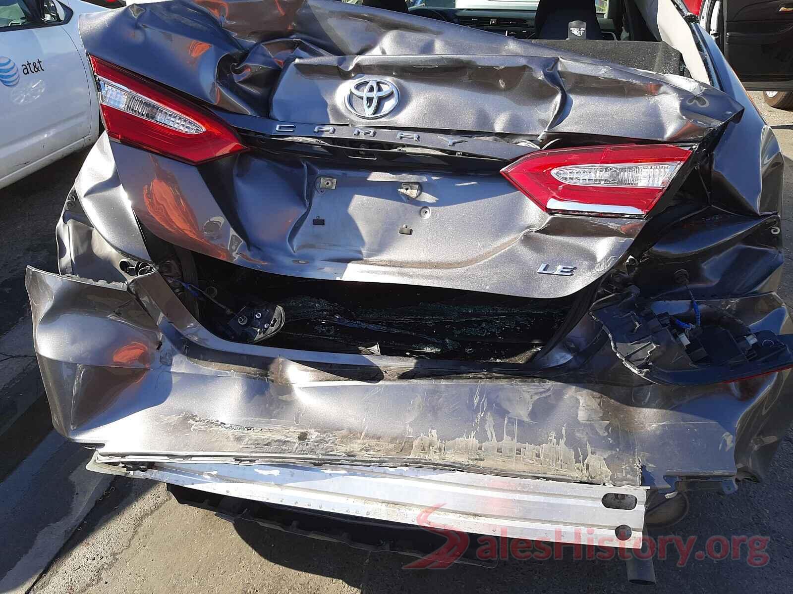 4T1B11HK5JU053168 2018 TOYOTA CAMRY