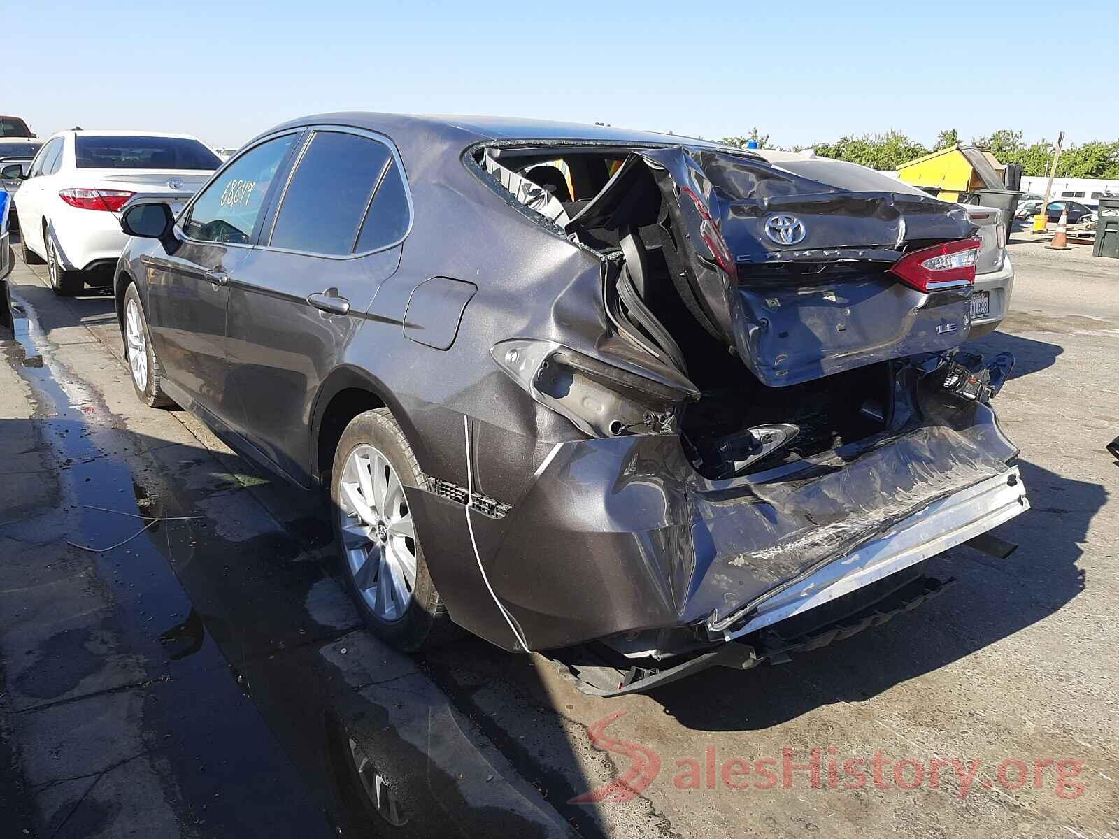 4T1B11HK5JU053168 2018 TOYOTA CAMRY