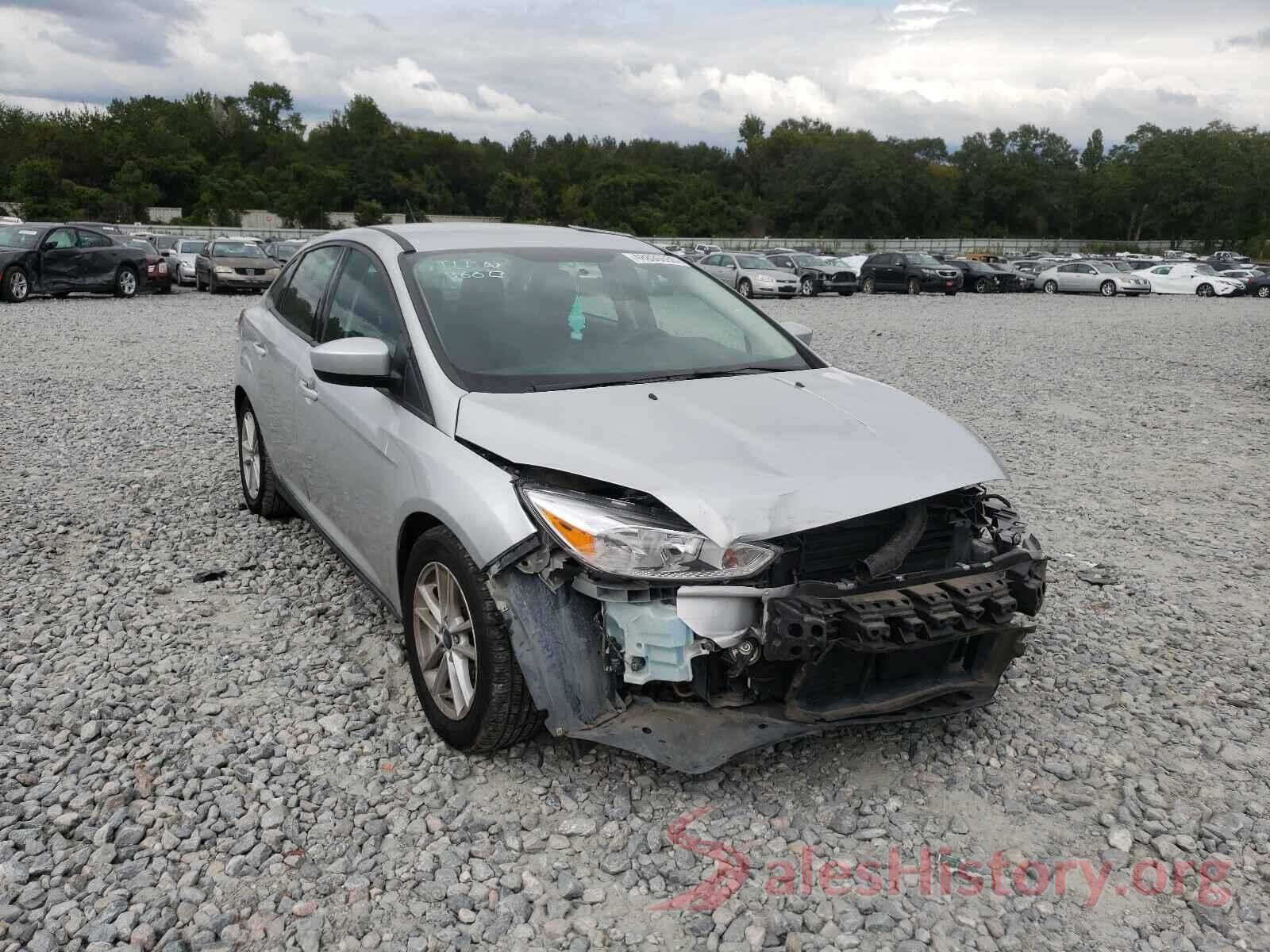 1FADP3F24JL255585 2018 FORD FOCUS