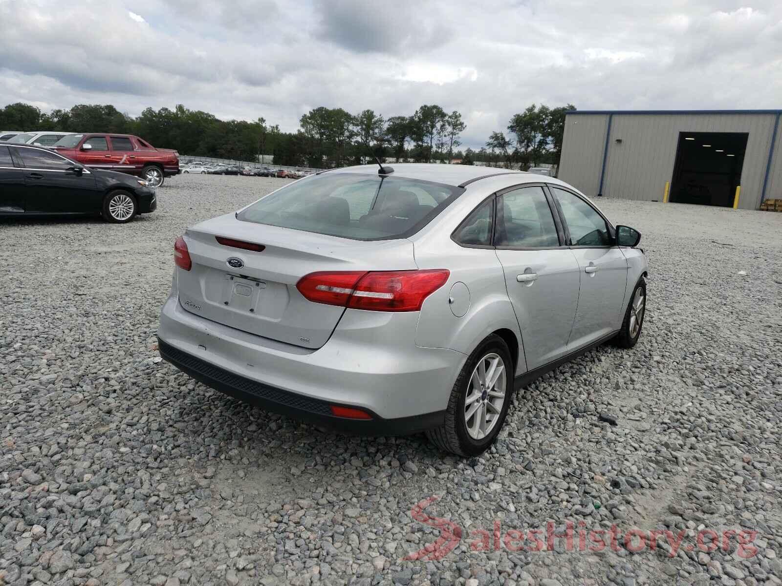 1FADP3F24JL255585 2018 FORD FOCUS