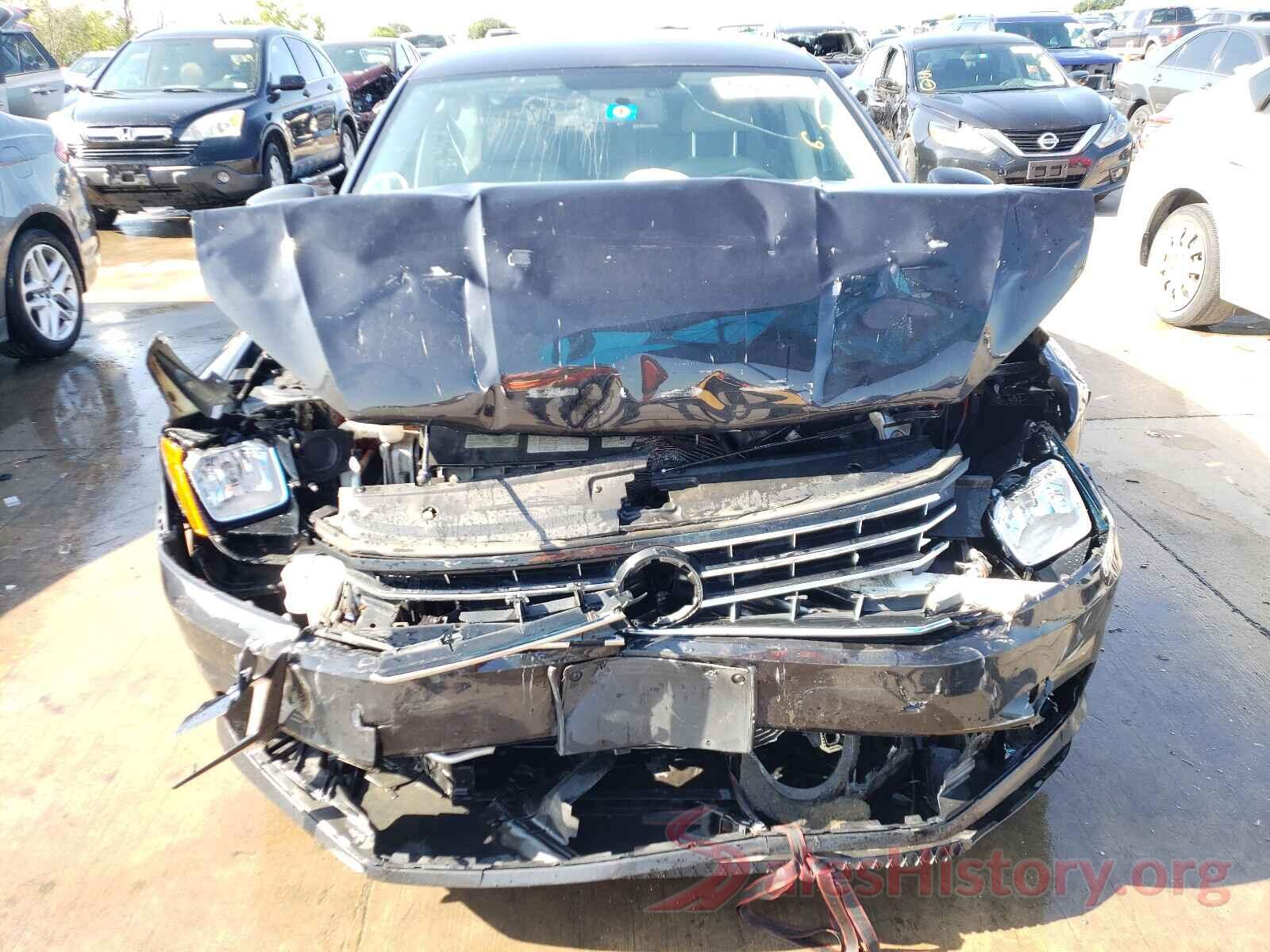 1VWAT7A38HC082712 2017 VOLKSWAGEN PASSAT