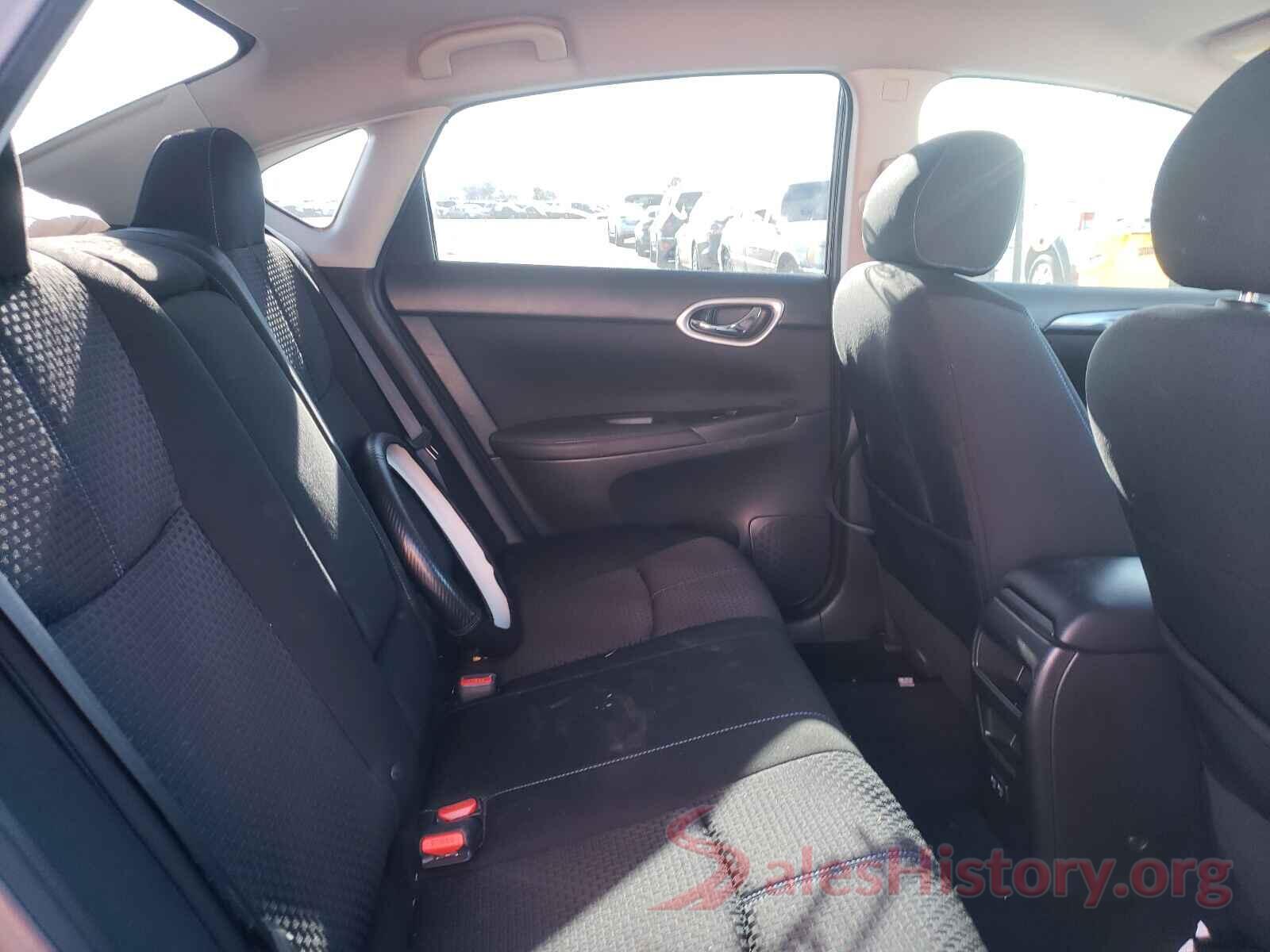 3N1AB7AP9JY284709 2018 NISSAN SENTRA