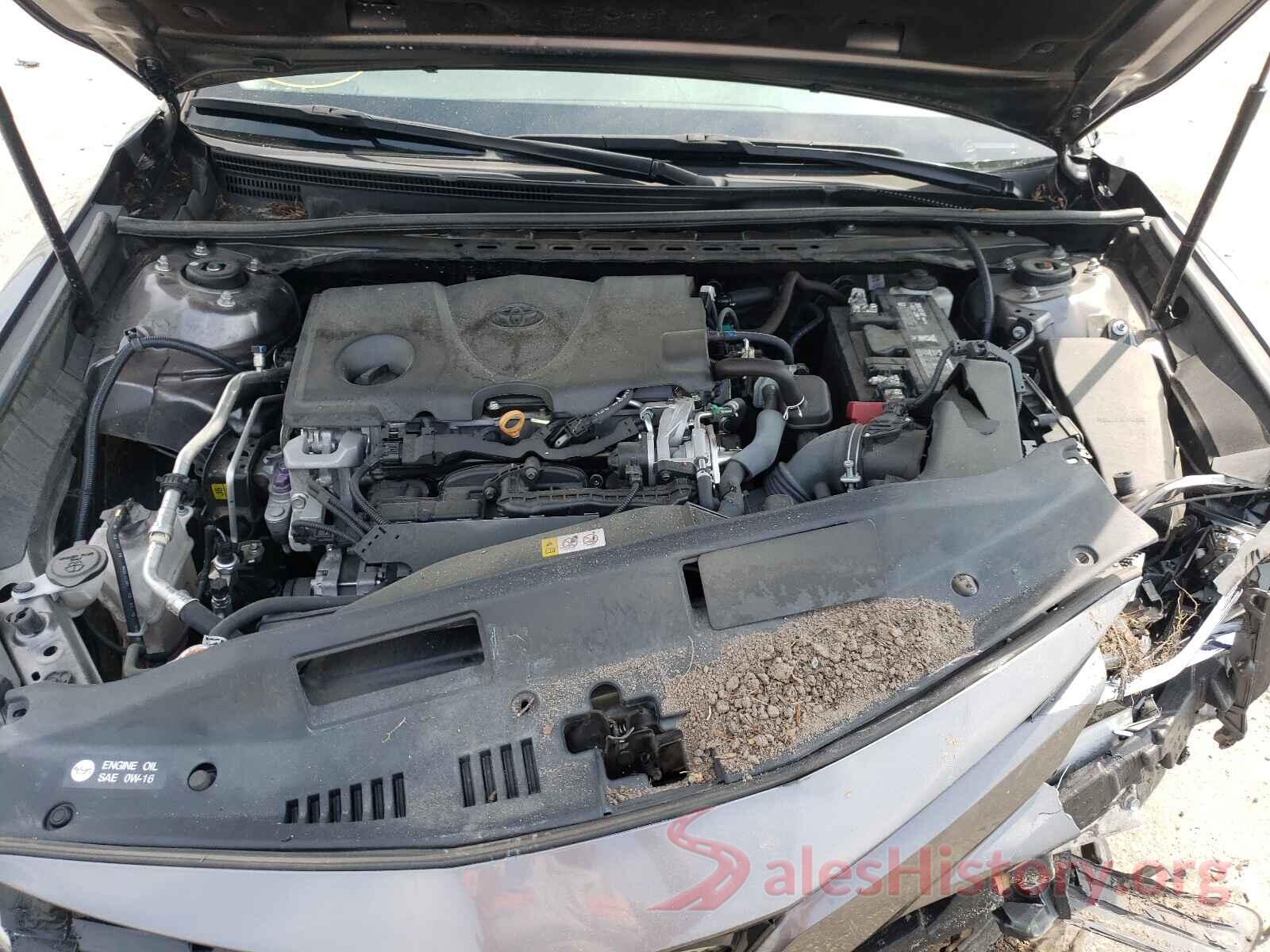 4T1B11HK4JU651011 2018 TOYOTA CAMRY