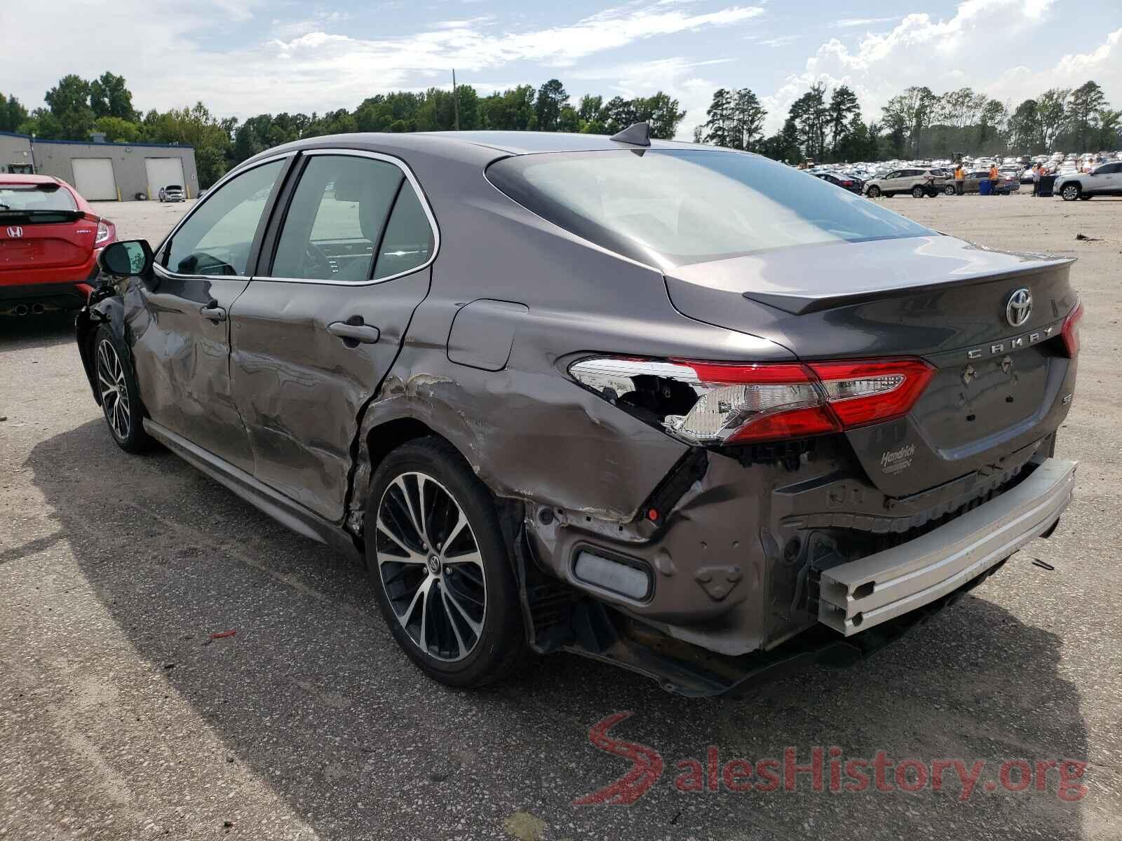 4T1B11HK0KU829725 2019 TOYOTA CAMRY