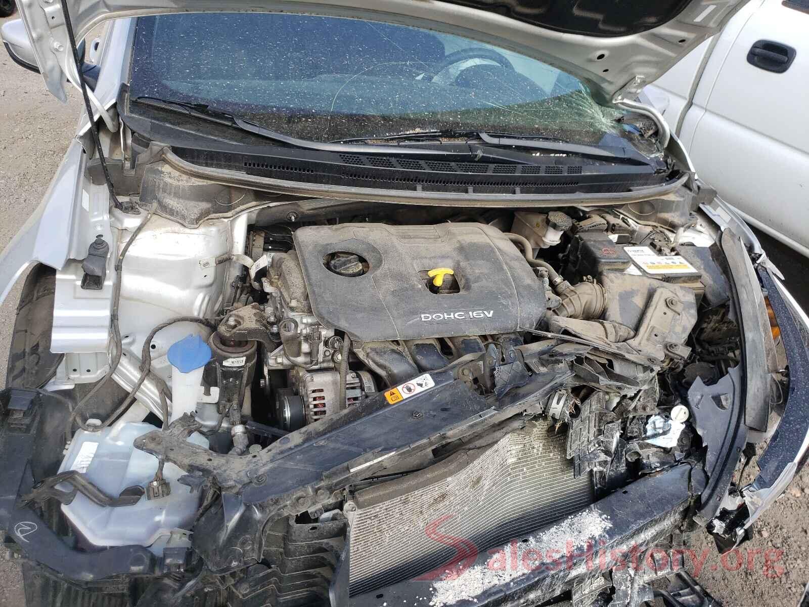 3KPFK4A73JE276303 2018 KIA FORTE