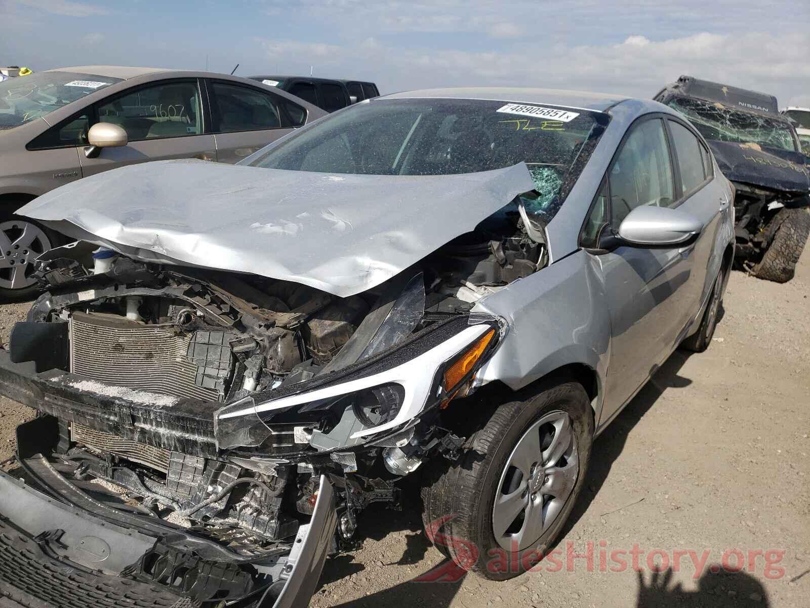 3KPFK4A73JE276303 2018 KIA FORTE