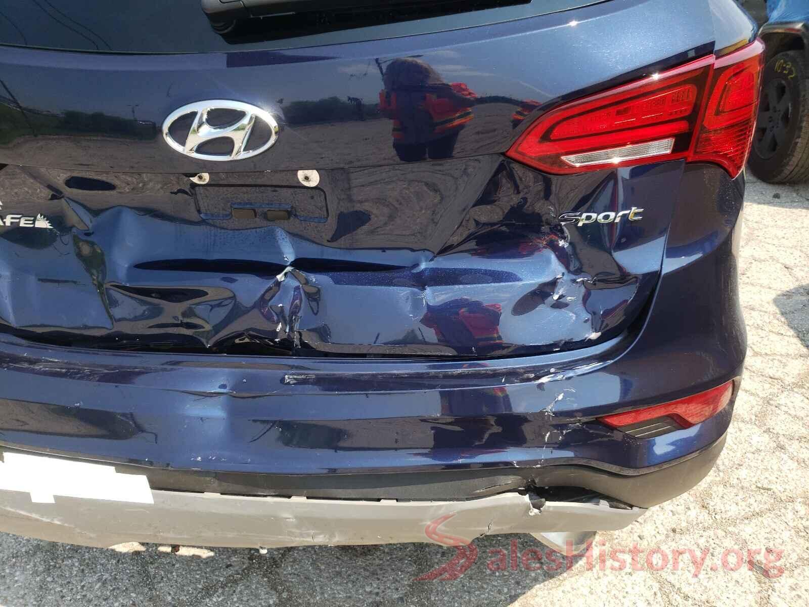 5XYZU3LB1JG565766 2018 HYUNDAI SANTA FE