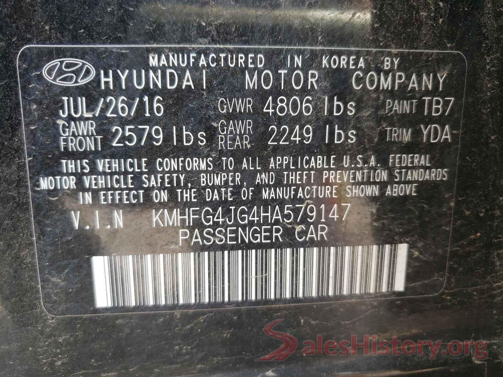 KMHFG4JG4HA579147 2017 HYUNDAI AZERA